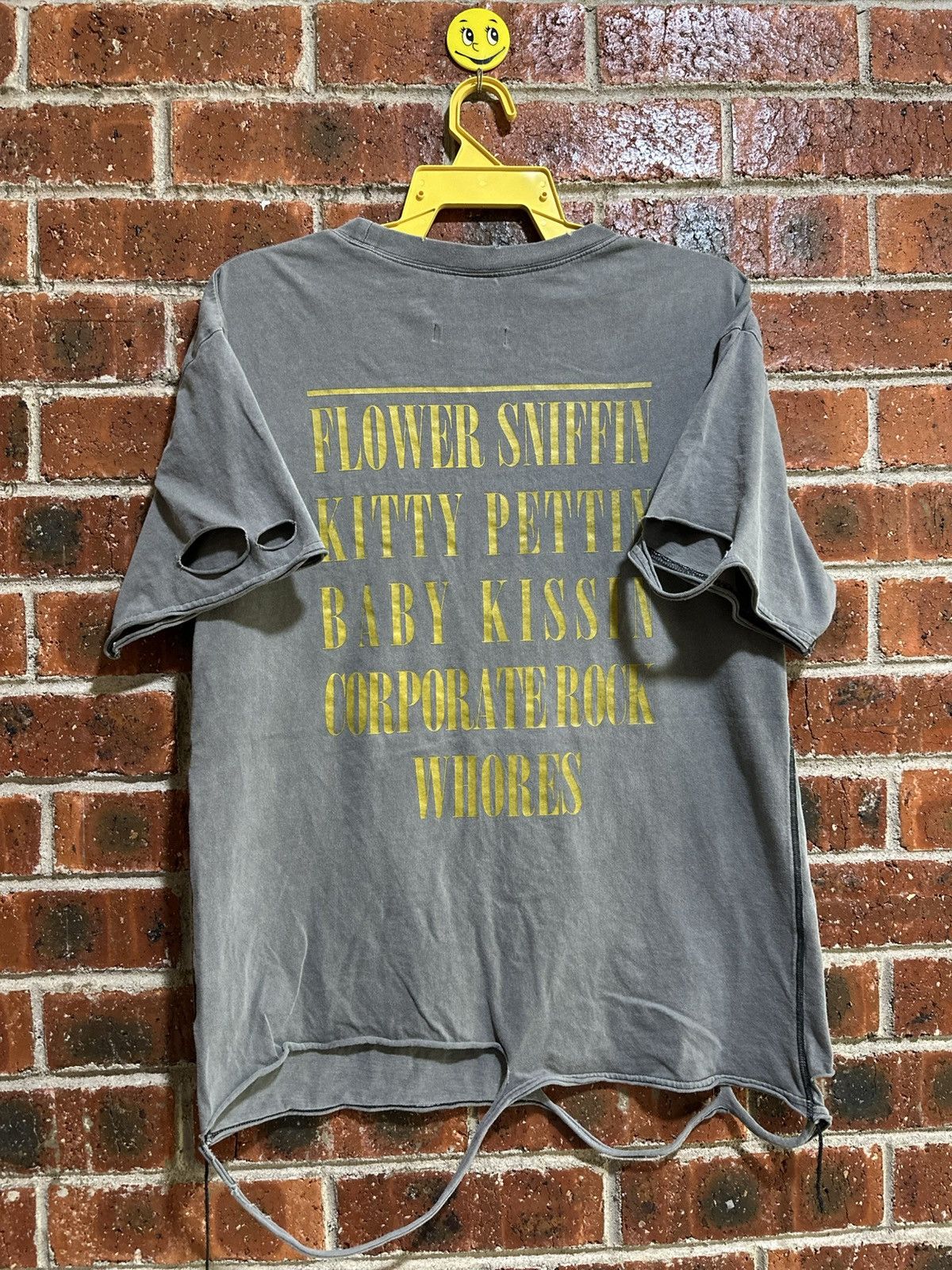 Band Tees Thrashed Vintage Nirvana Smile X Jouetie Distress Tee Size US L / EU 52-54 / 3 - 10 Thumbnail