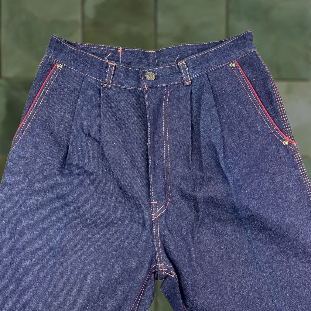 Vintage VINTAGE Jeans Adult 30x30 High Waist Obscure Random Chungbagi 80s 80s Straight Blue Cotton Zip Mens Jeans Size US 30 / EU 46 - 1 Thumbnail