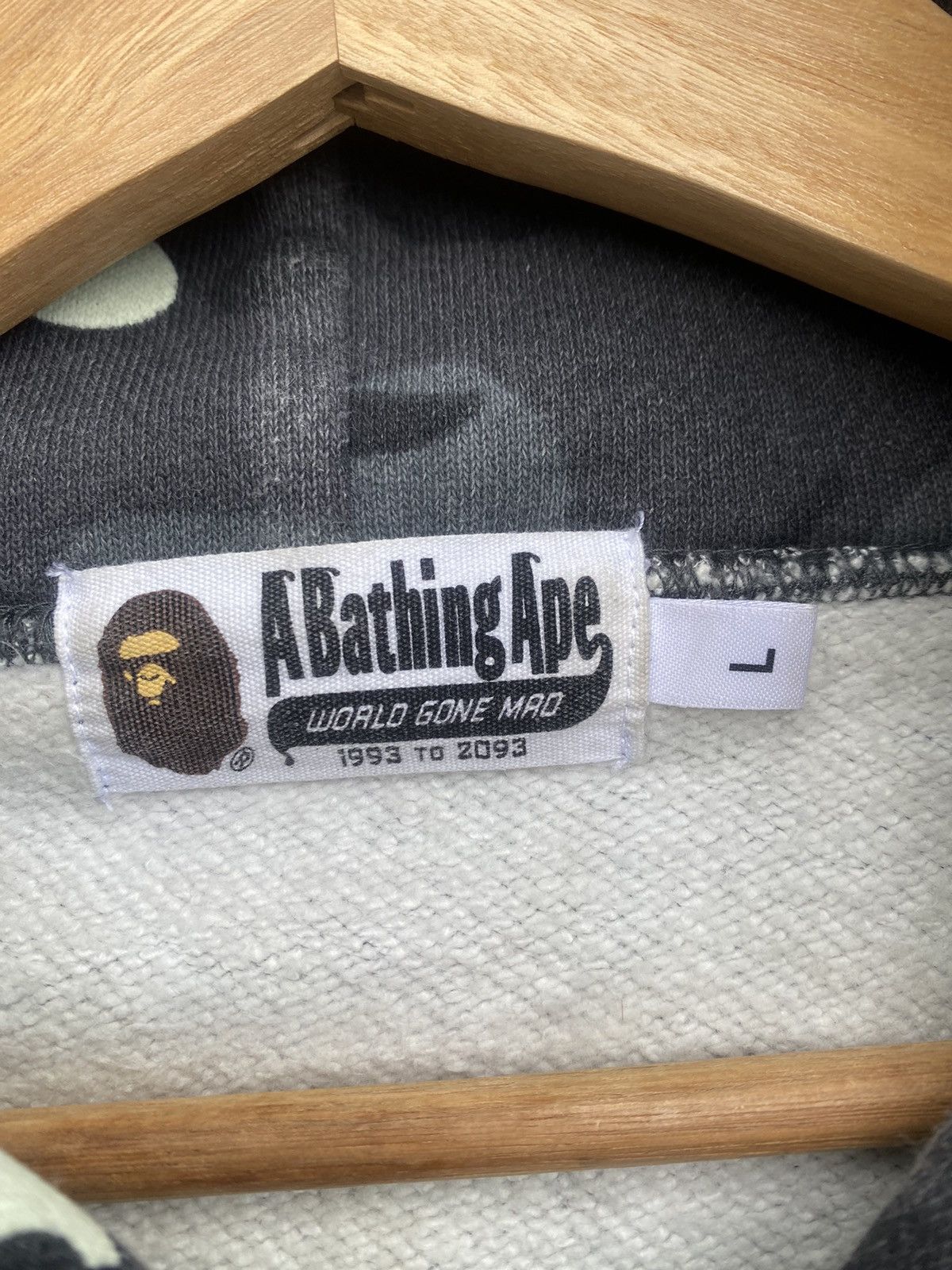 Bape Rare BAPE City Camo Glow In Dark Pullover Hoodie/Sweater Size US L / EU 52-54 / 3 - 11 Thumbnail