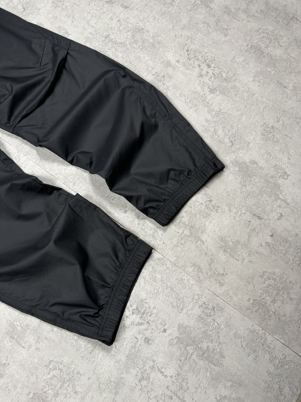 Nike Vintage Nike Y2K Sweatpants Track Pants Size L Size US 34 / EU 50 - 4 Thumbnail