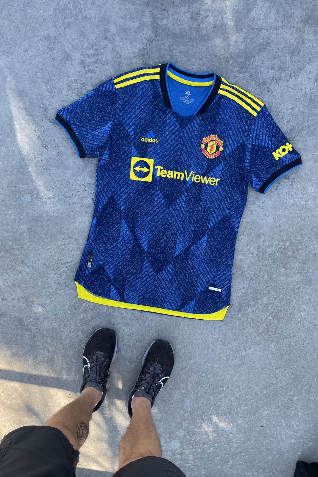 Vintage Manchester United 2022 Soccer Jersey Home Y2k Blokecore Size US L / EU 52-54 / 3 - 3 Thumbnail