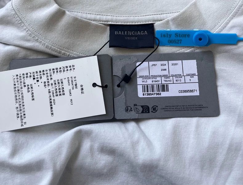 Balenciaga Balenciaga Valentine's Day Limited Letter Print Badge Crew Size US M / EU 48-50 / 2 - 5 Thumbnail