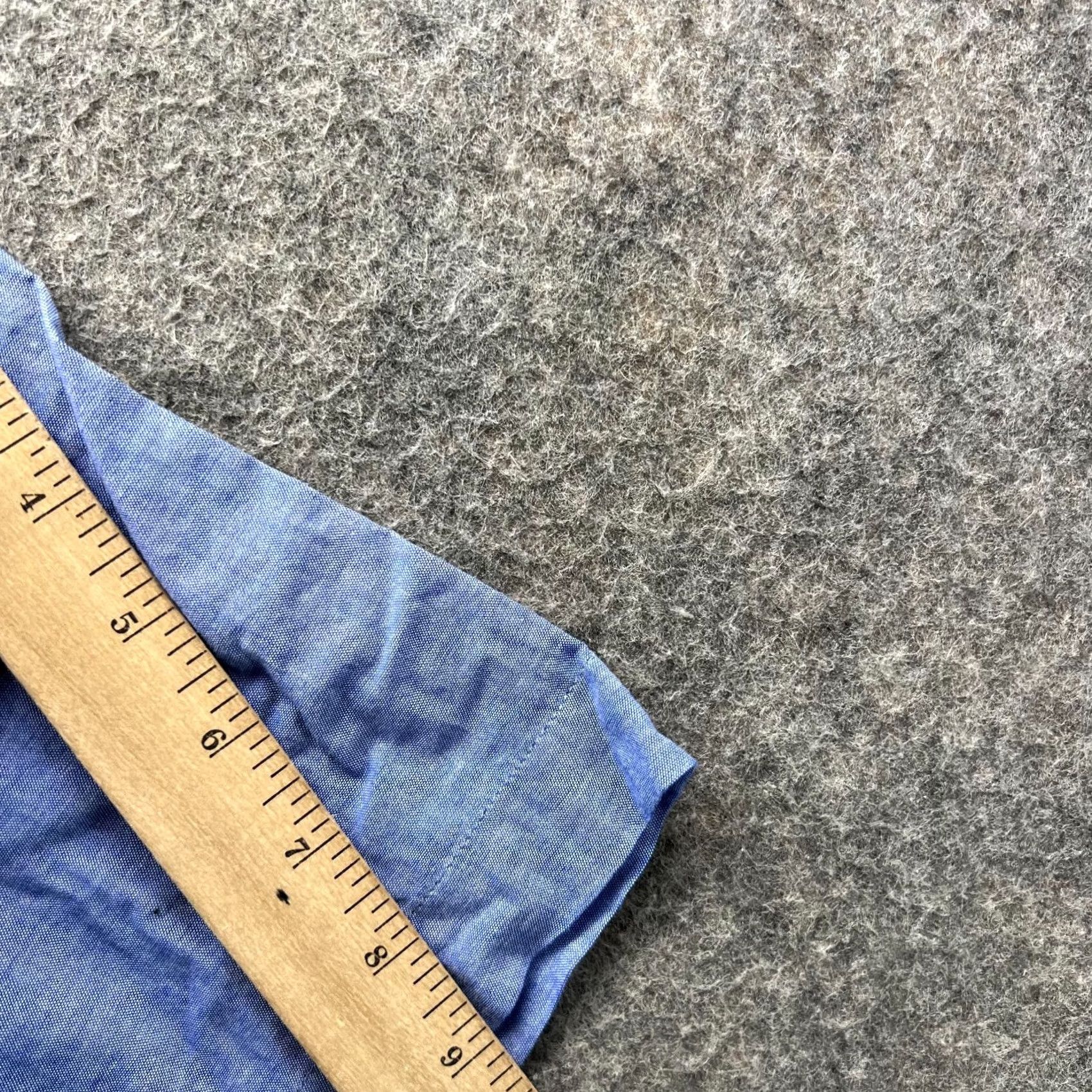 Tommy Hilfiger VINTAGE Tommy Hilfiger Shirt Men Small Adult Blue Casual Button Down Regular Pocket Vtg Size US S / EU 44-46 / 1 - 4 Thumbnail