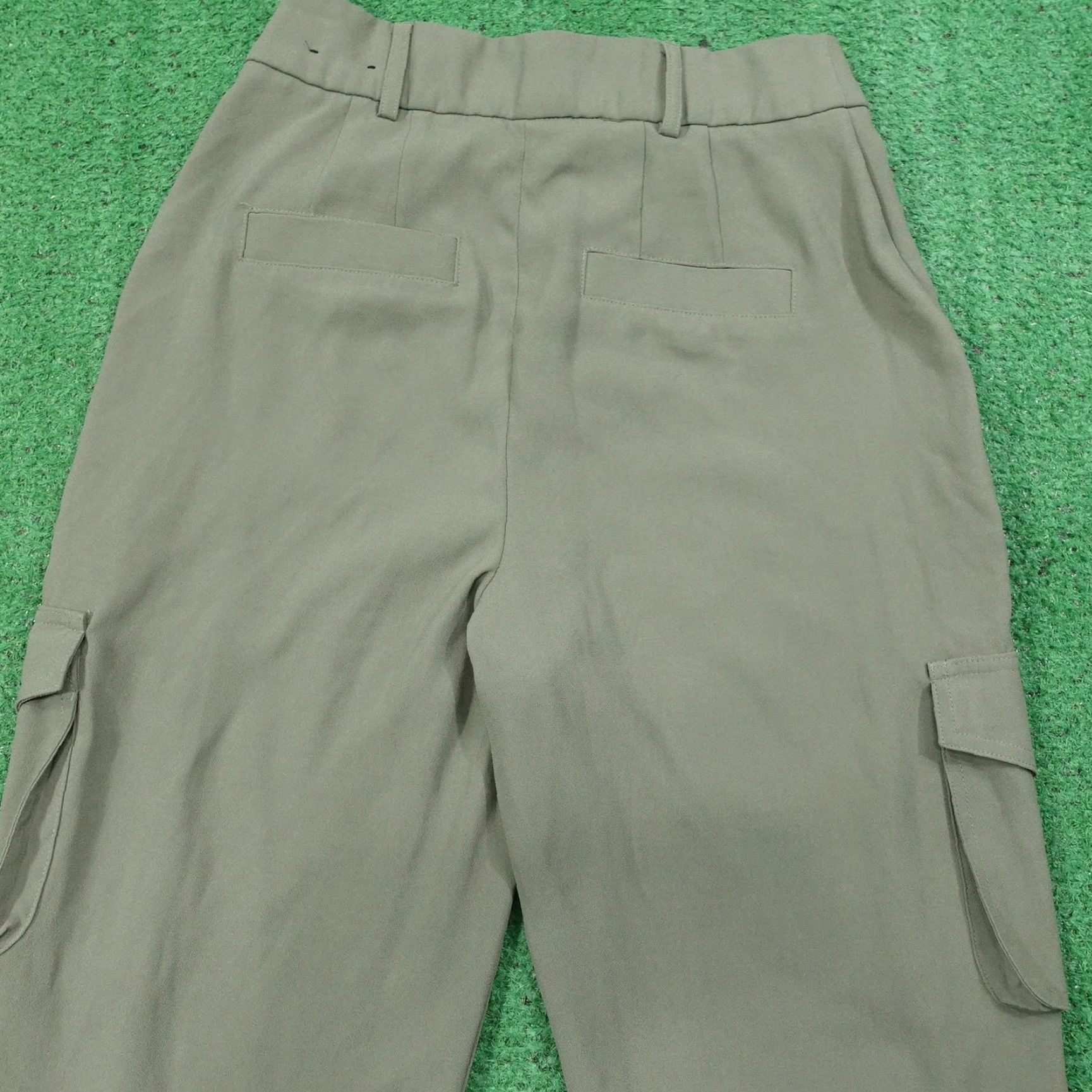 Express Express Pants Womens 2 Olive Green Ankle High Rise Cargo Tapered Leg Size 26" / US 2 / IT 38 - 5 Thumbnail