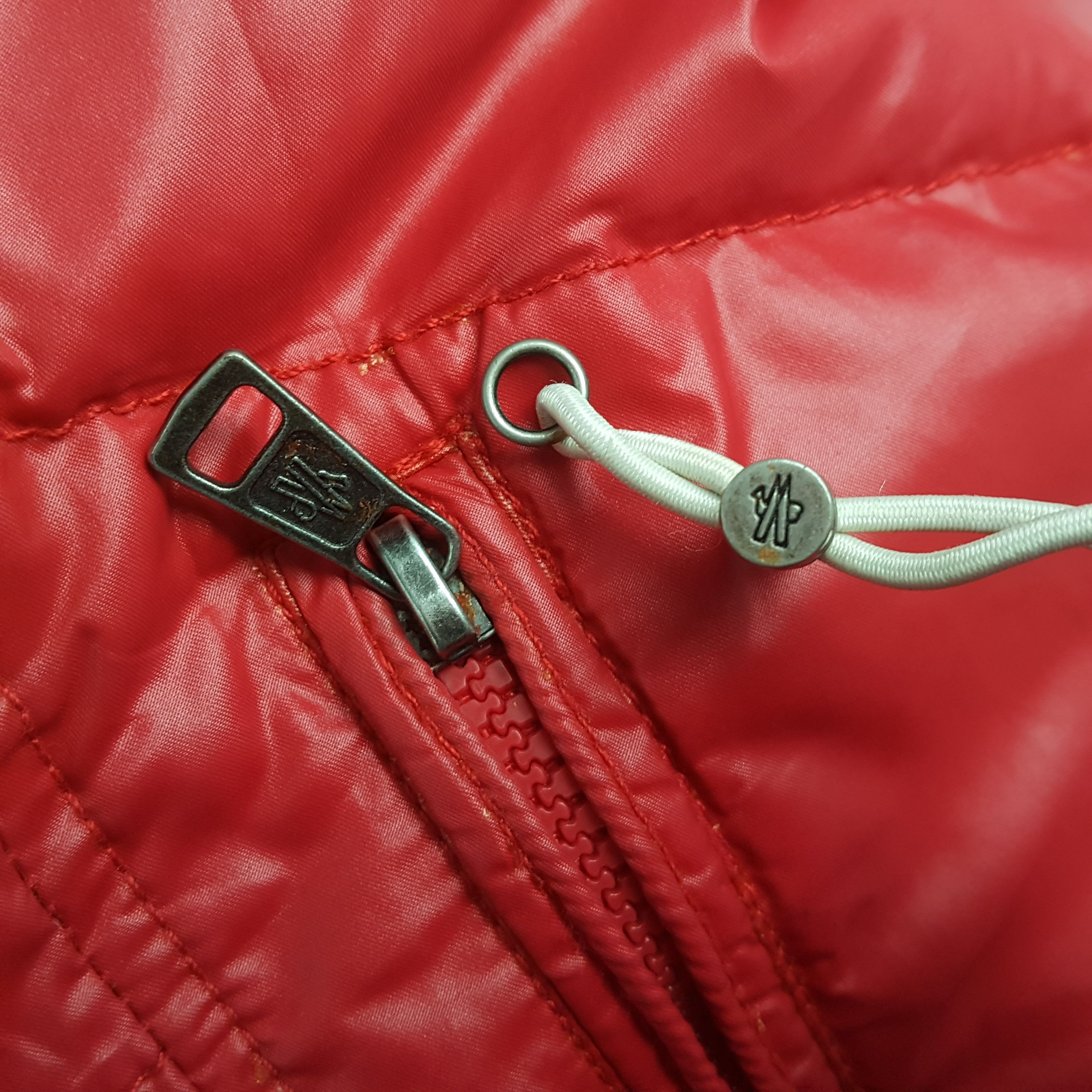 Vintage MONCLER Logo Design Fashion Style Winter Puffer Jacket Size US M / EU 48-50 / 2 - 8 Thumbnail