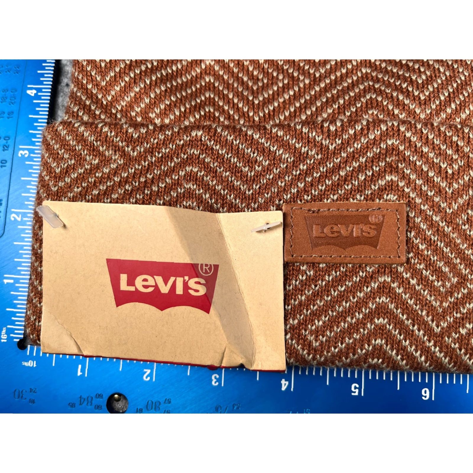 Levi's VINTAGE Levi's Beanie Toque Adult One Size Brown Knit Geometric 100% Acrylic Skate NEW Size ONE SIZE - 2 Thumbnail