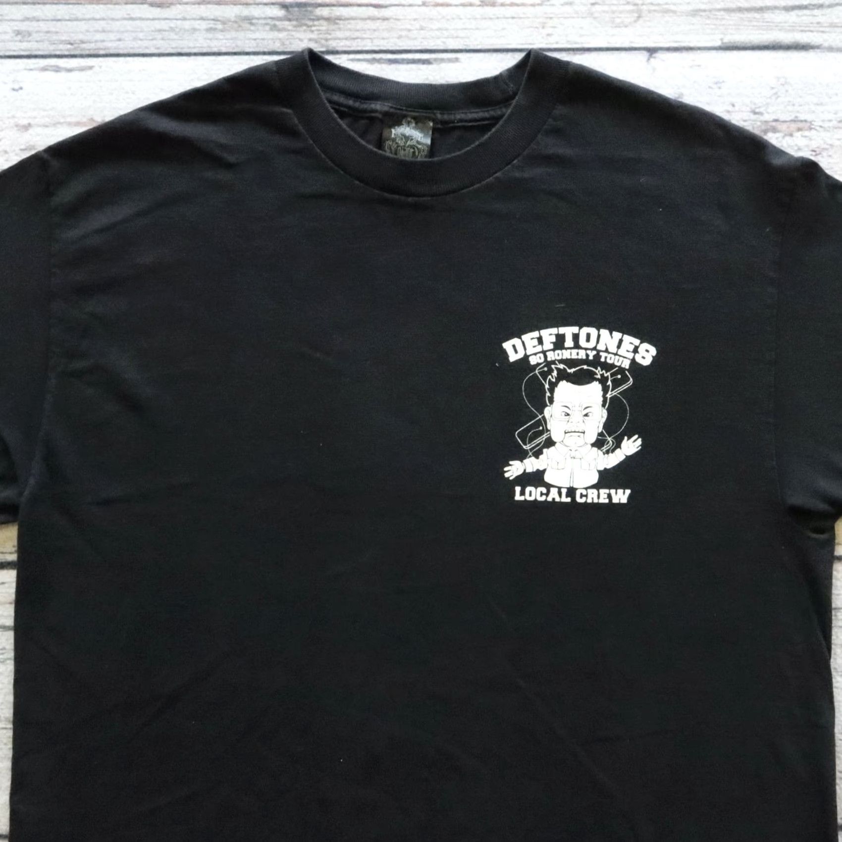 Vintage VINTAGE Deftones So Ronery Tour Tshirt Local Crew Band L Black Mens Shirt Size US L / EU 52-54 / 3 - 2 Thumbnail