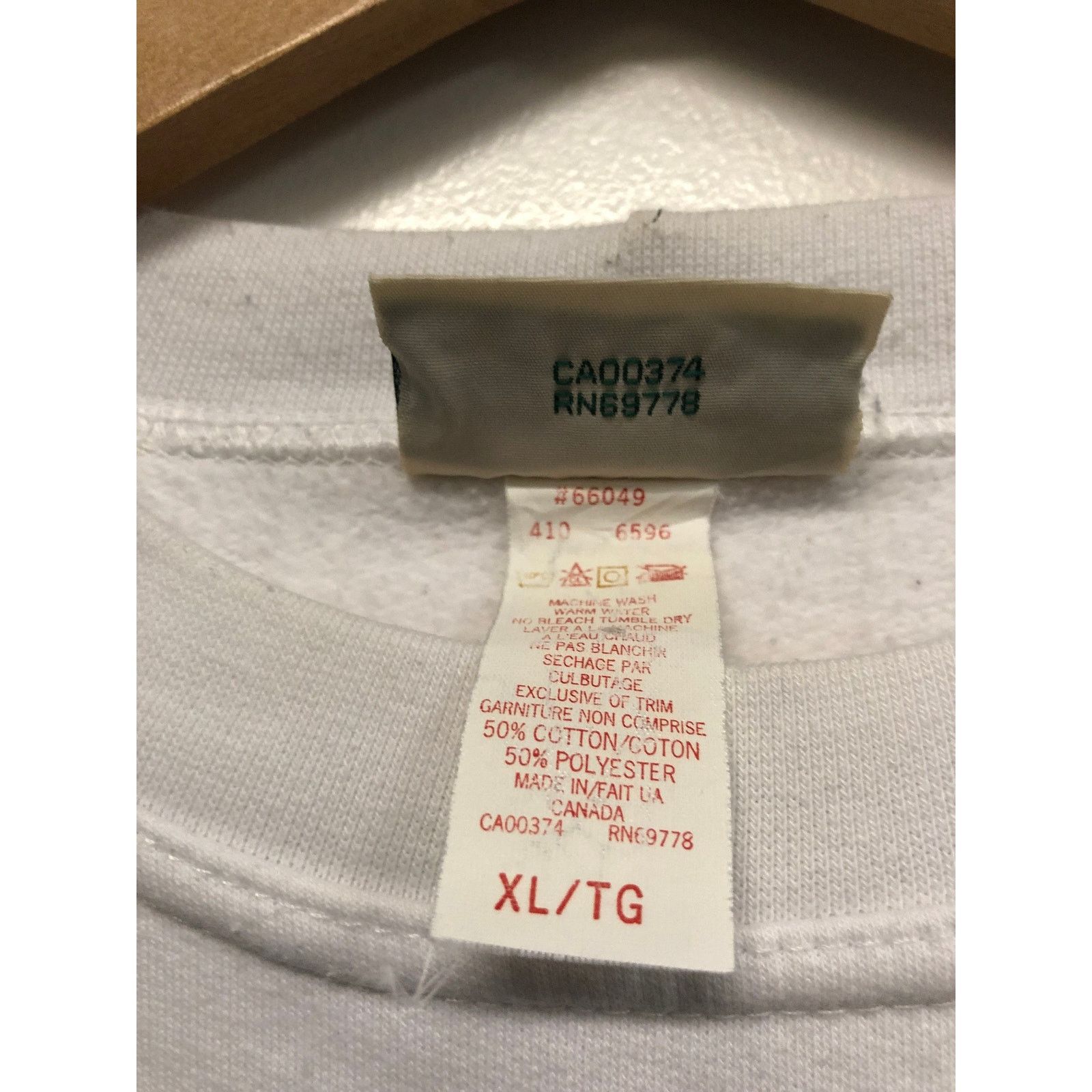 Northern Reflections Vintage Snow outdoors cardinal bird Sweatshirt size XL 1990s Size US XL / EU 56 / 4 - 6 Thumbnail