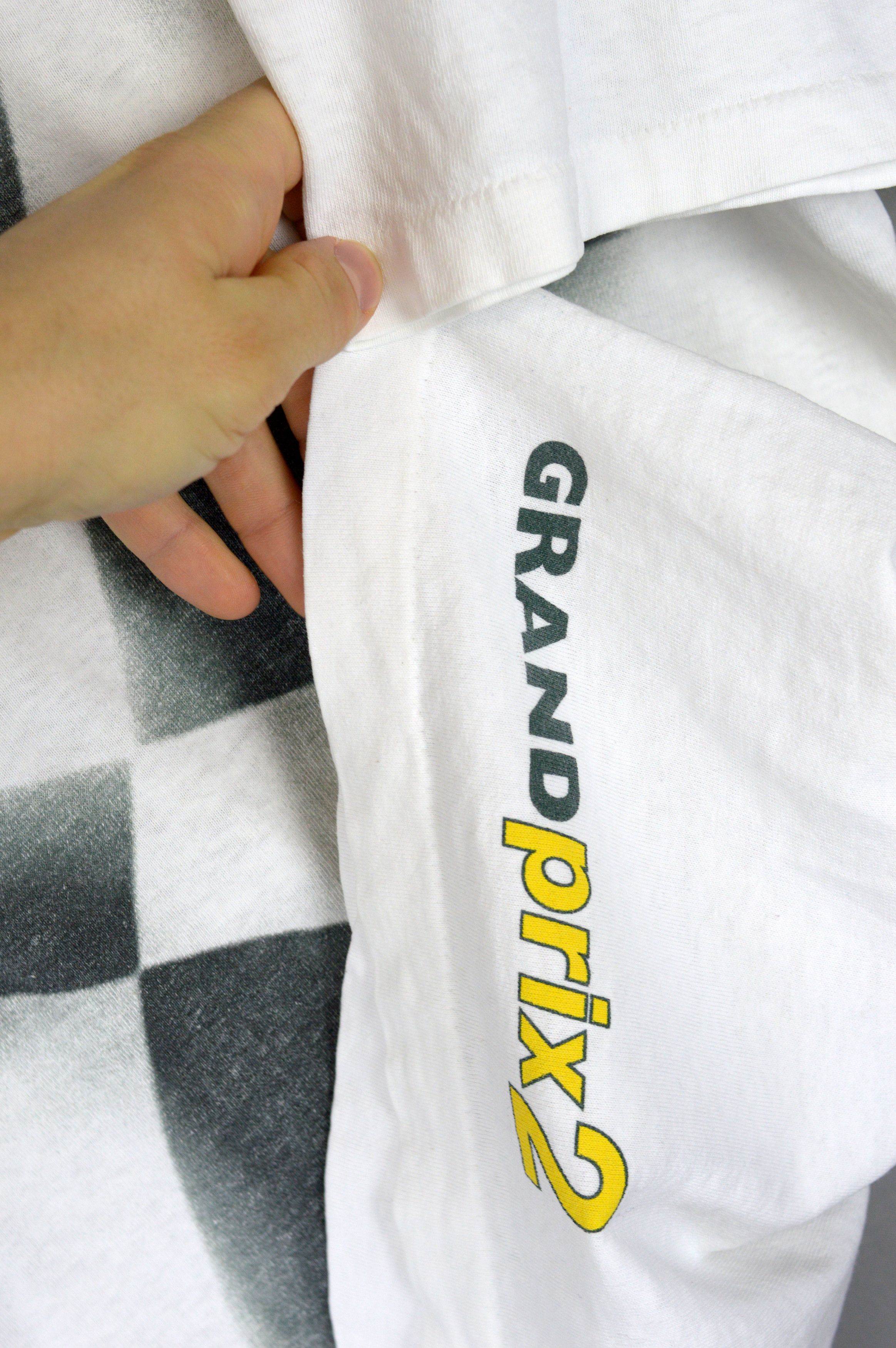 Vintage Vintage Grand Prix 2 1996 t shirt Size US XL / EU 56 / 4 - 6 Thumbnail