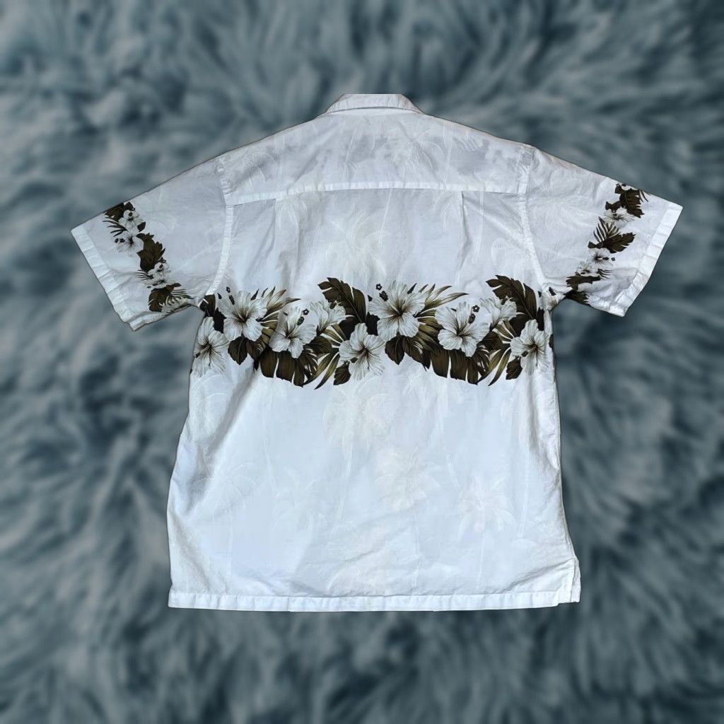 Vintage Favant Hawaii White Floral Short Sleeve Shirt L Mens Shirt Button-Up Casual Flower Pattern White Large Size US L / EU 52-54 / 3 - 1 Thumbnail