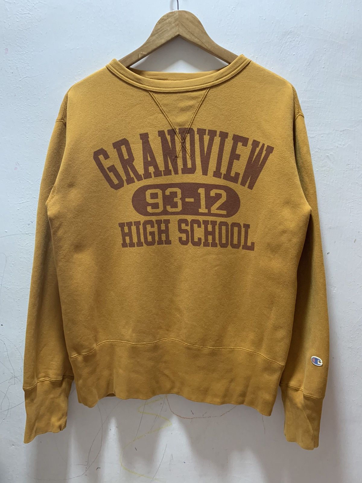 Champion Vintage GRANDVIEW X CHAMPION Rare Colour Sweatshirt Size M Size US M / EU 48-50 / 2 - 1 Thumbnail