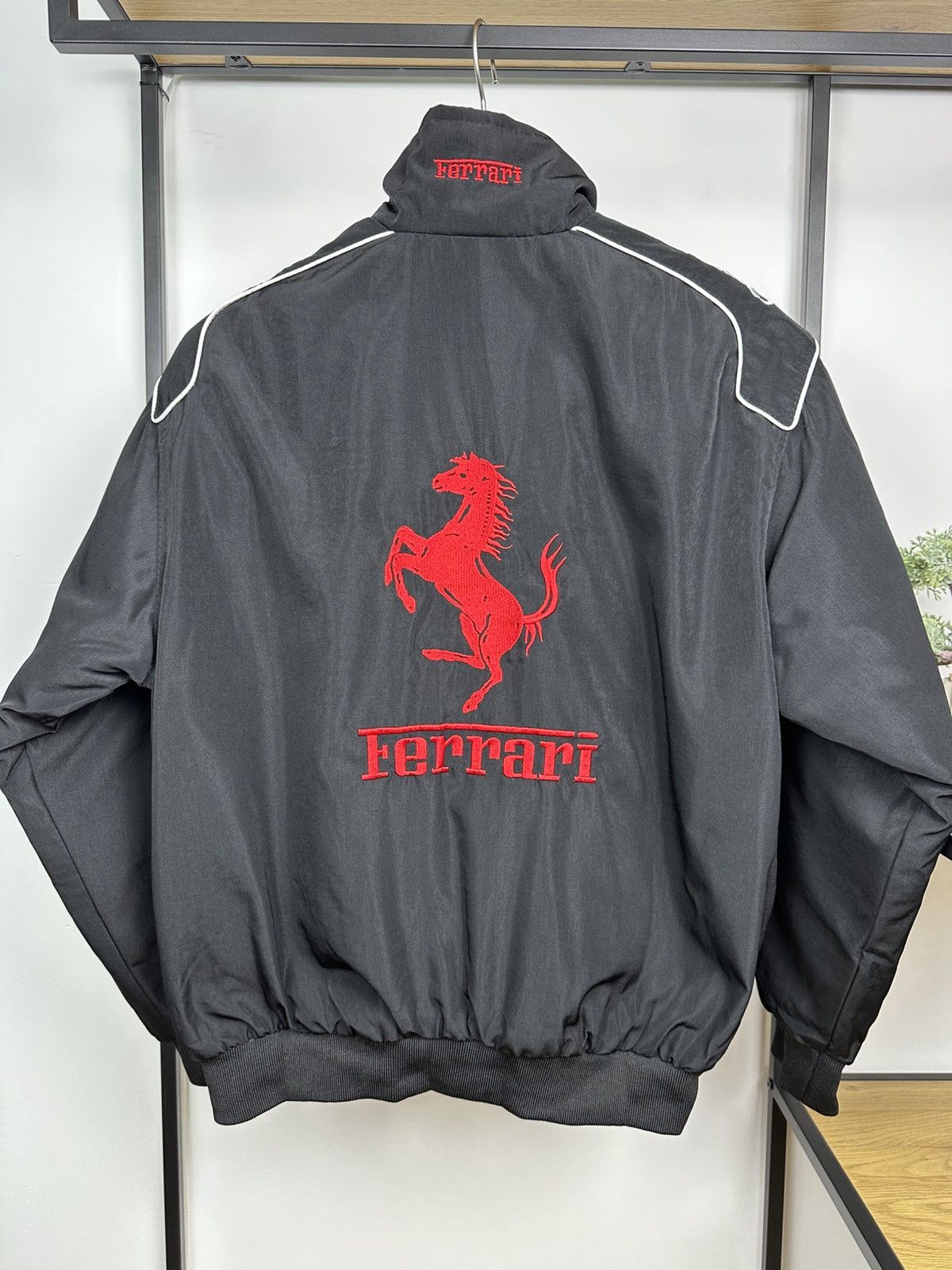 Formula 1 Ferrari Team Formula 1 F1 Racing Jacket Bomber Men’s M Size US M / EU 48-50 / 2 - 11 Thumbnail
