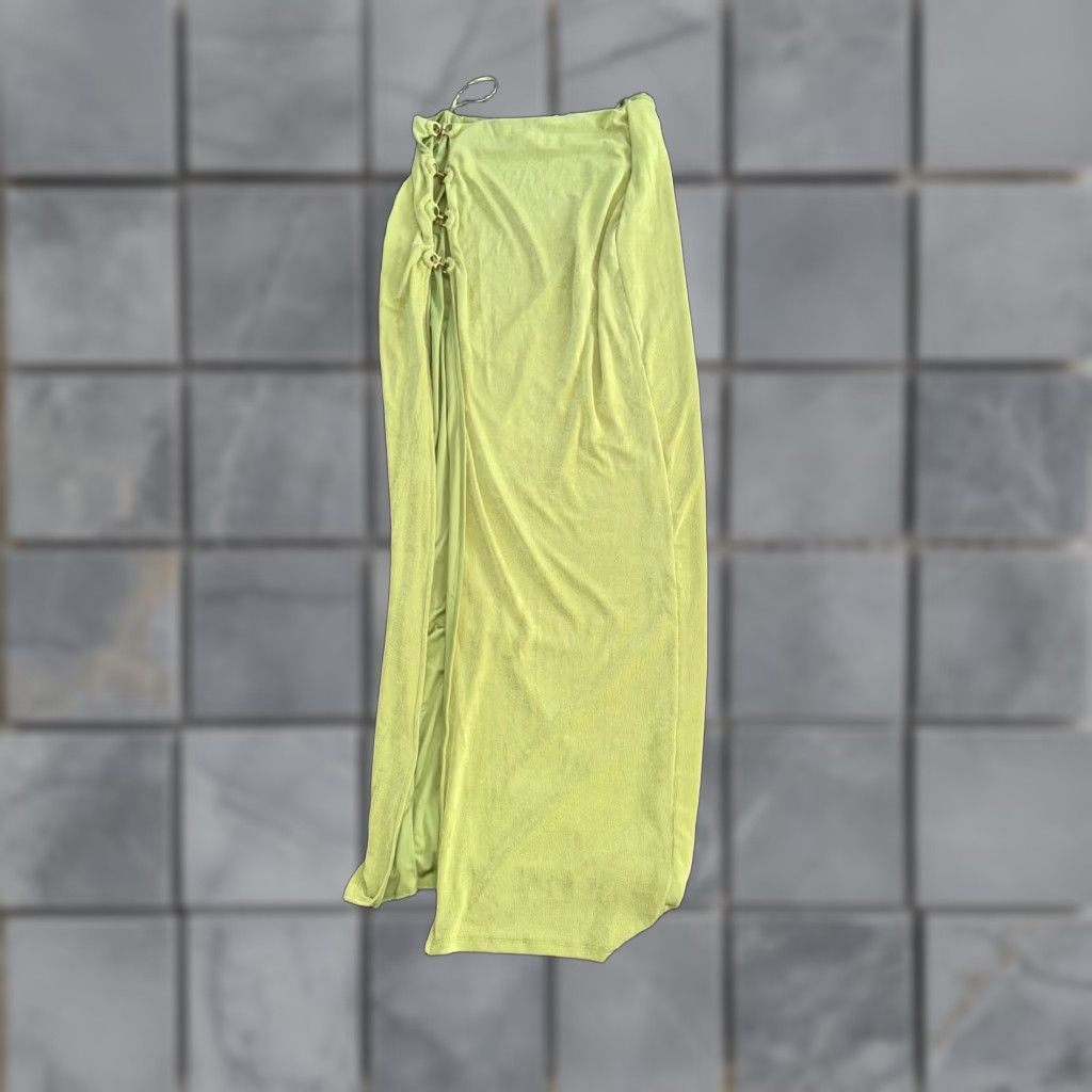 Fashion Nova VINTAGE Fashion Nova Long Skirt Women L Green Wrap BNWT Size 36" / US 14 / IT 50 - 1 Thumbnail