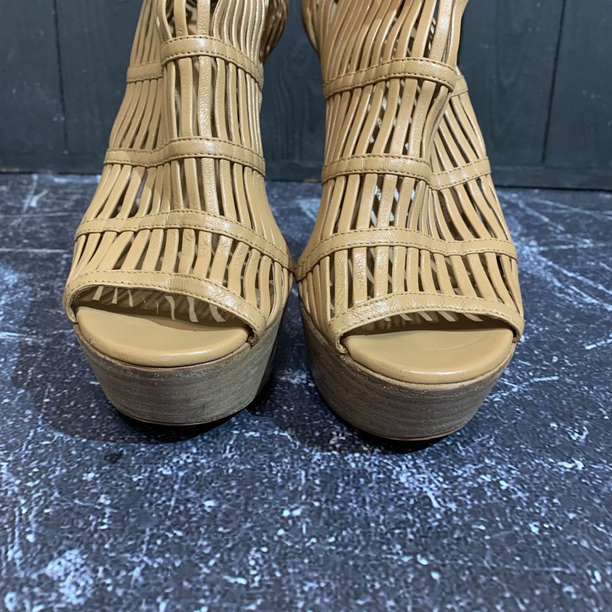 Alexander McQueen Alexander MaQueen Beige Leather Platform Cage Heels size 38 Size US 8 / IT 38 - 23 Thumbnail