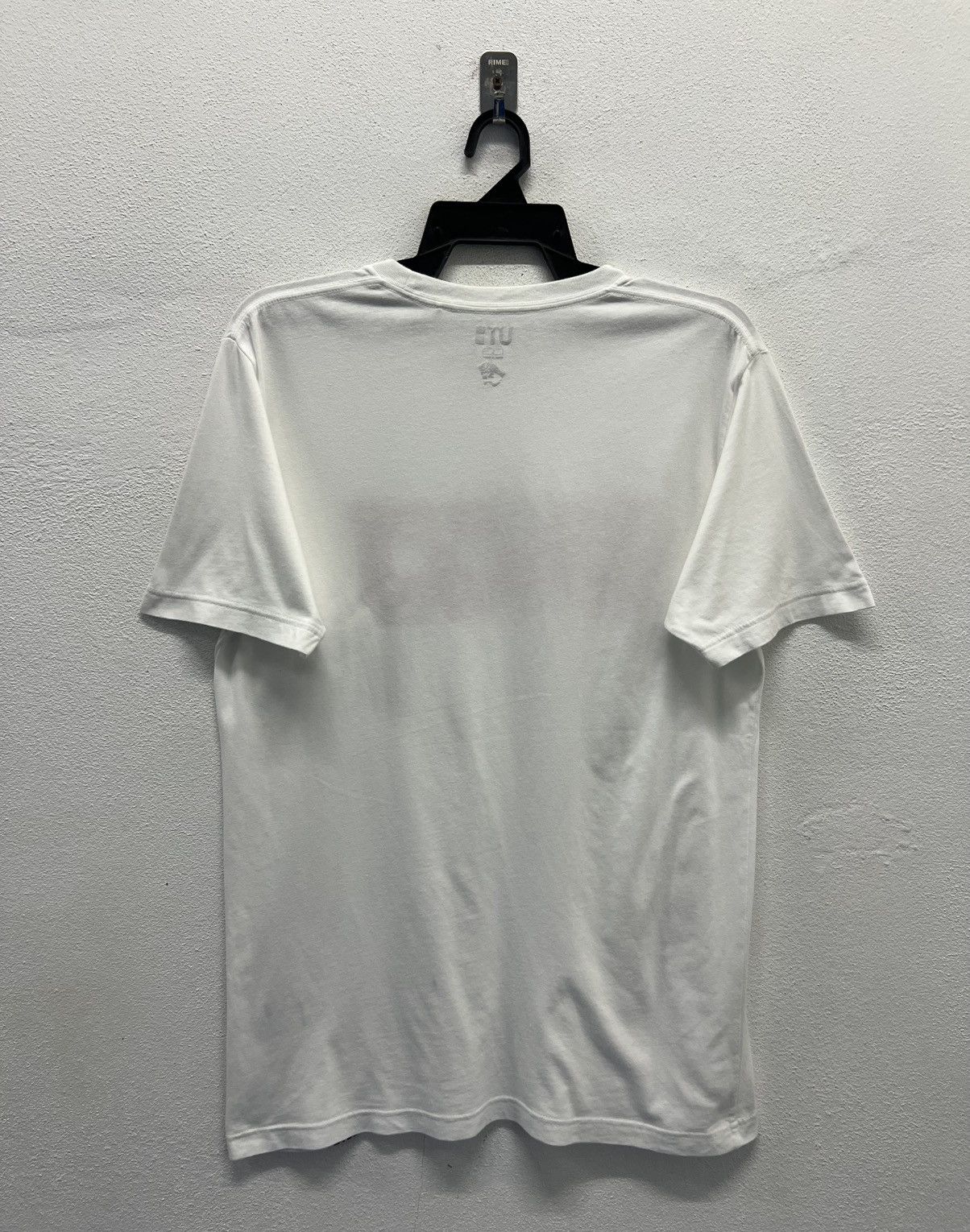 Anime × Uniqlo UNIQLO WEEKLY JUMP 50th ANNIVERSARY SHIRT Size US L / EU 52-54 / 3 - 2 Thumbnail