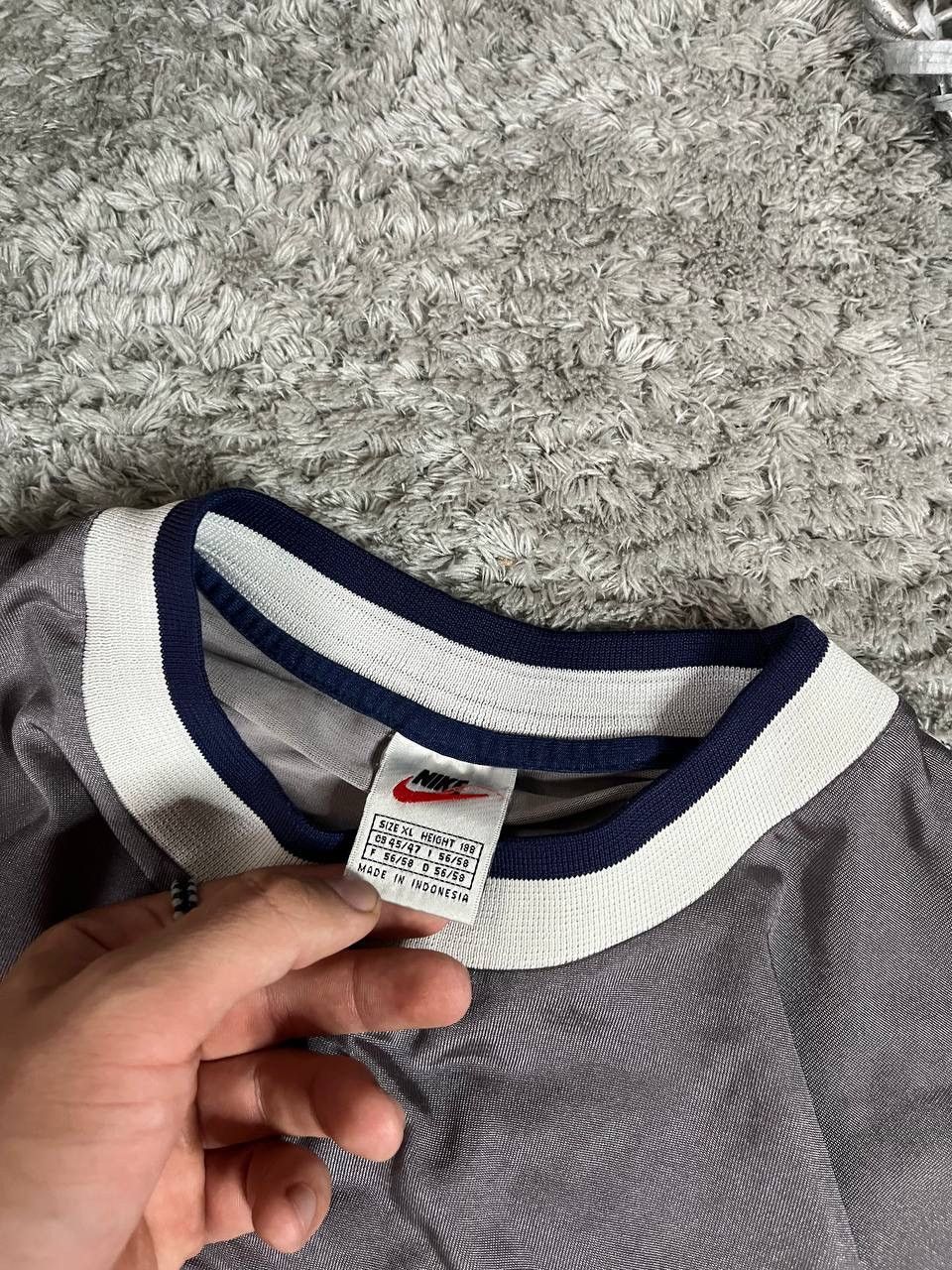 Nike × Vintage 90s T-Shirt Nike Vintage Streetwear Center Logo Rare Swoosh Size US XL / EU 56 / 4 - 5 Thumbnail