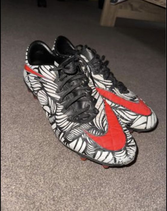 hypervenom phantom 1 neymar