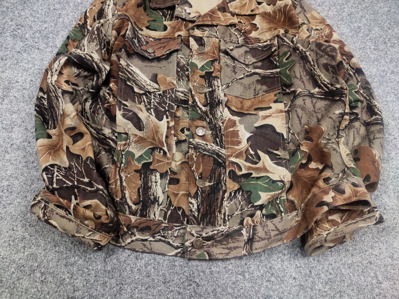 Wrangler Vintage 90's Wrangler Trucker Realtree USA Made Jacket Size US L / EU 52-54 / 3 - 5 Thumbnail