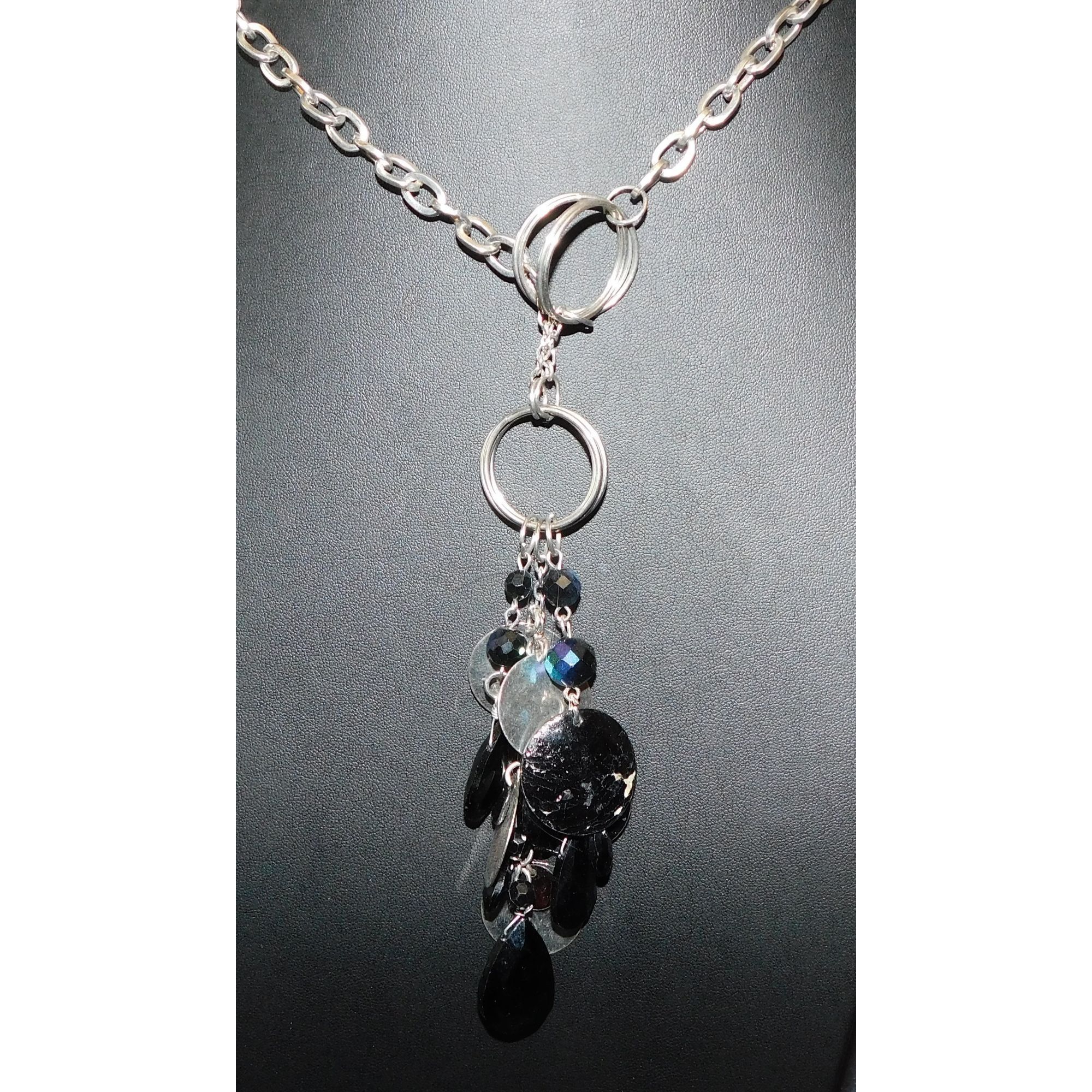 Guess Guess Black And Silver Tone Dangling Charm Pendant Necklace Size ONE SIZE - 3 Thumbnail