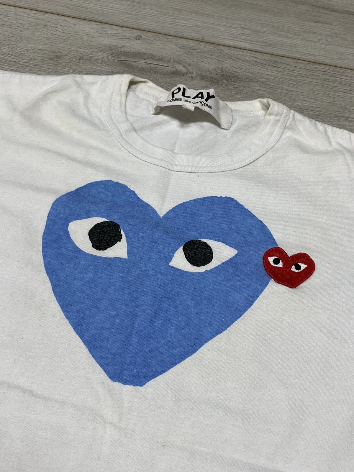 Comme des Garcons PLAY PLAY Comme des garçons vintage big heart t-shirt Size US S / EU 44-46 / 1 - 5 Thumbnail