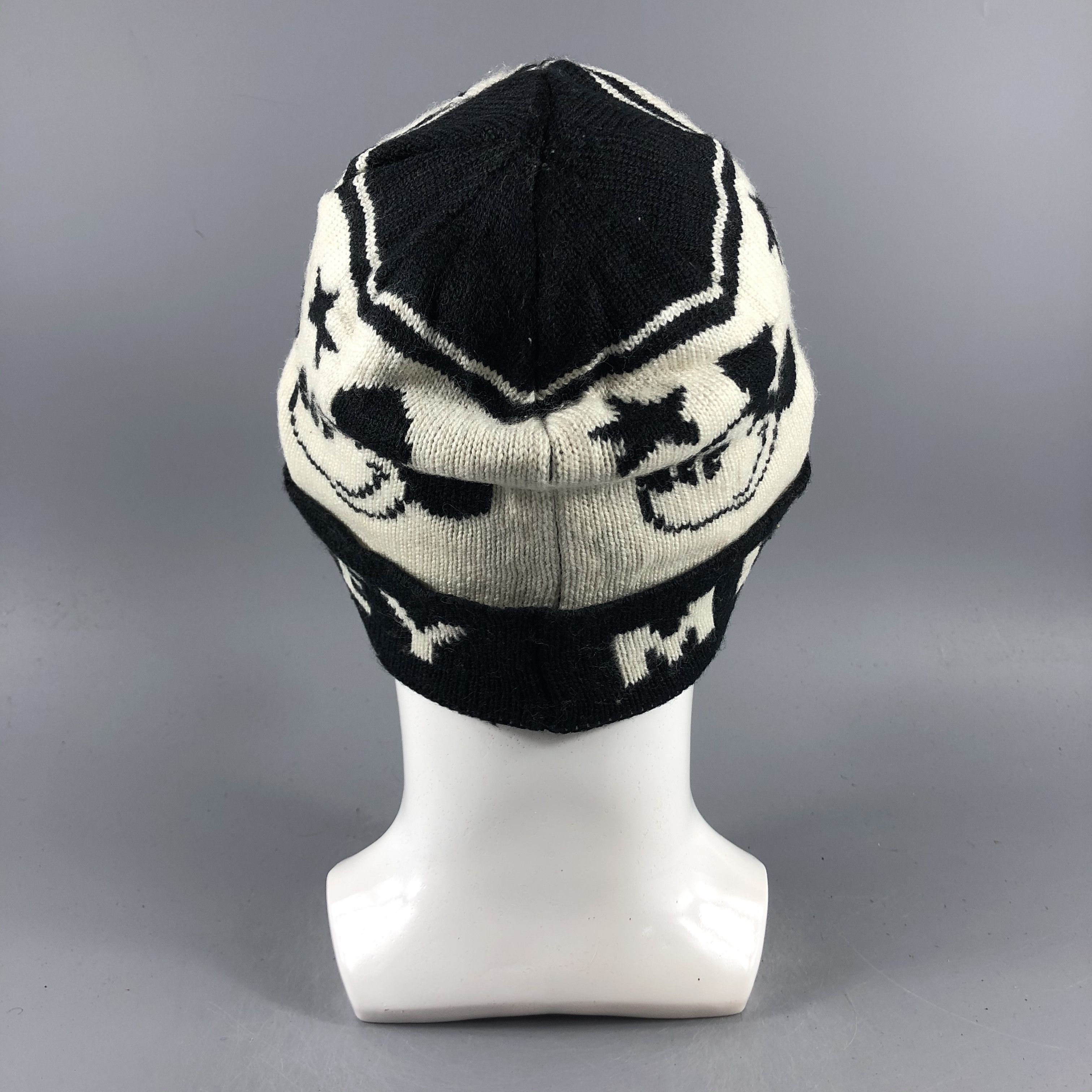 Disney × Mickey Mouse × Vintage Mickey Mouse x Disney Beanie Snow Hat Snow Cap -D112 Size ONE SIZE - 2 Thumbnail