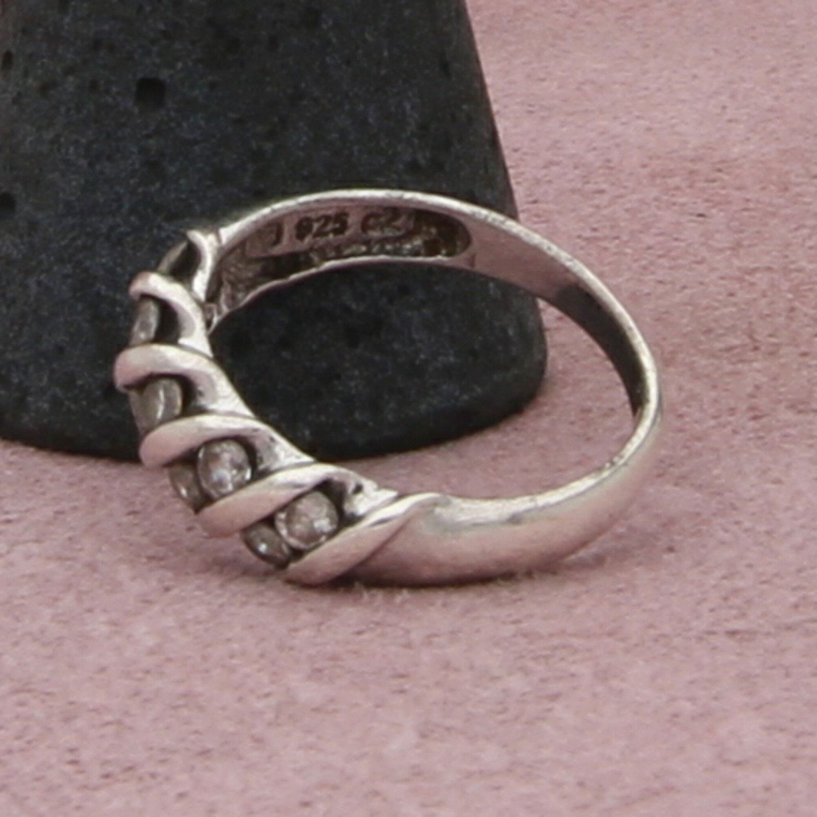 Sterling Silver sterling silver round-cut cz band ring size 7 Size ONE SIZE - 3 Thumbnail