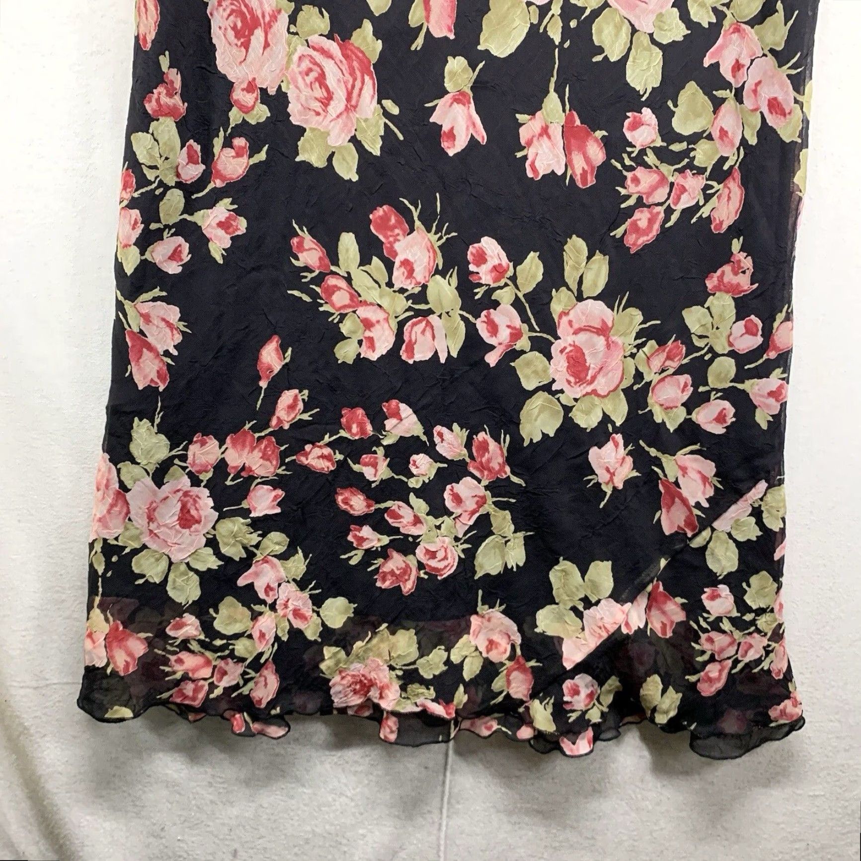 Gloverall Women's Size 16 Dress All Over Floral Pattern Big Pink Roses Gothic Sheer Lined Size XXL / US 16-18 / IT 52-54 - 4 Thumbnail