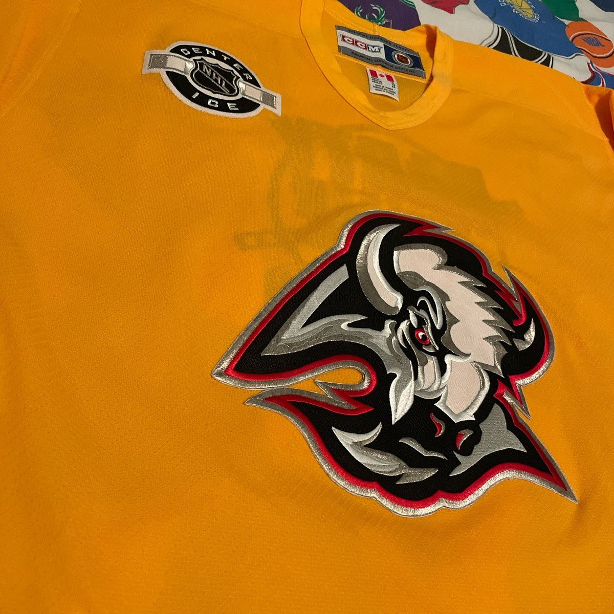 Ccm × NHL × Vintage Vintage NHL Buffalo Sabres Center Ice Goat Practice Jersey Size US XL / EU 56 / 4 - 3 Thumbnail
