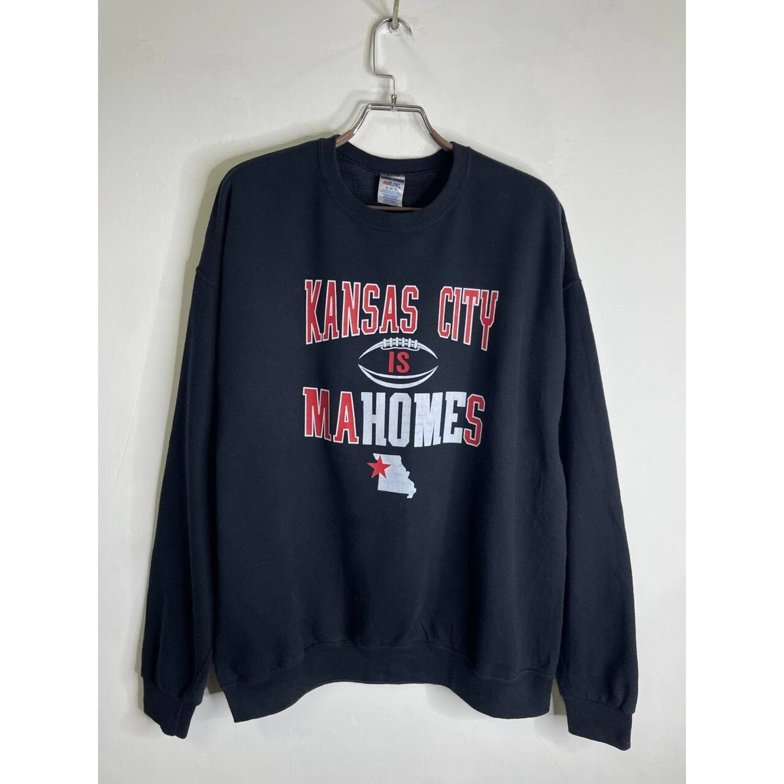 Jerzees Vintage Kansas City Mahomes Football Sweatshirt XL Black Size US XL / EU 56 / 4 - 2 Thumbnail