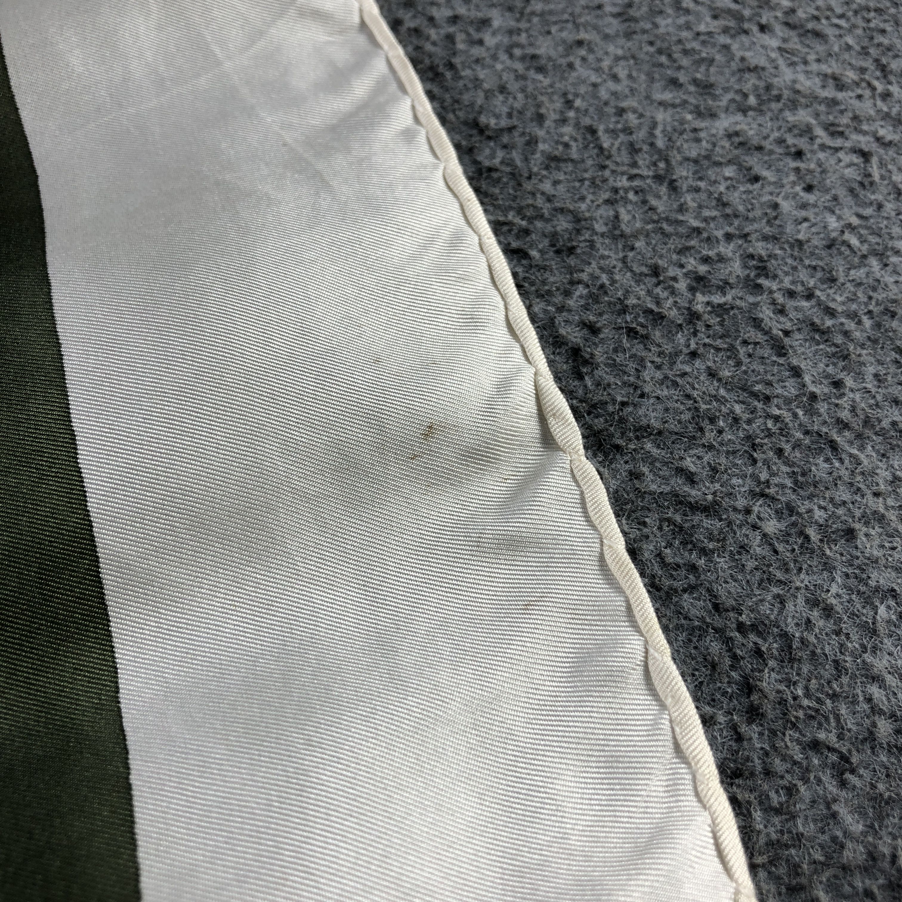 Vintage Vintage Luxury Baroque Hand Rolled Silk Scarf M1359 Size ONE SIZE - 12 Thumbnail