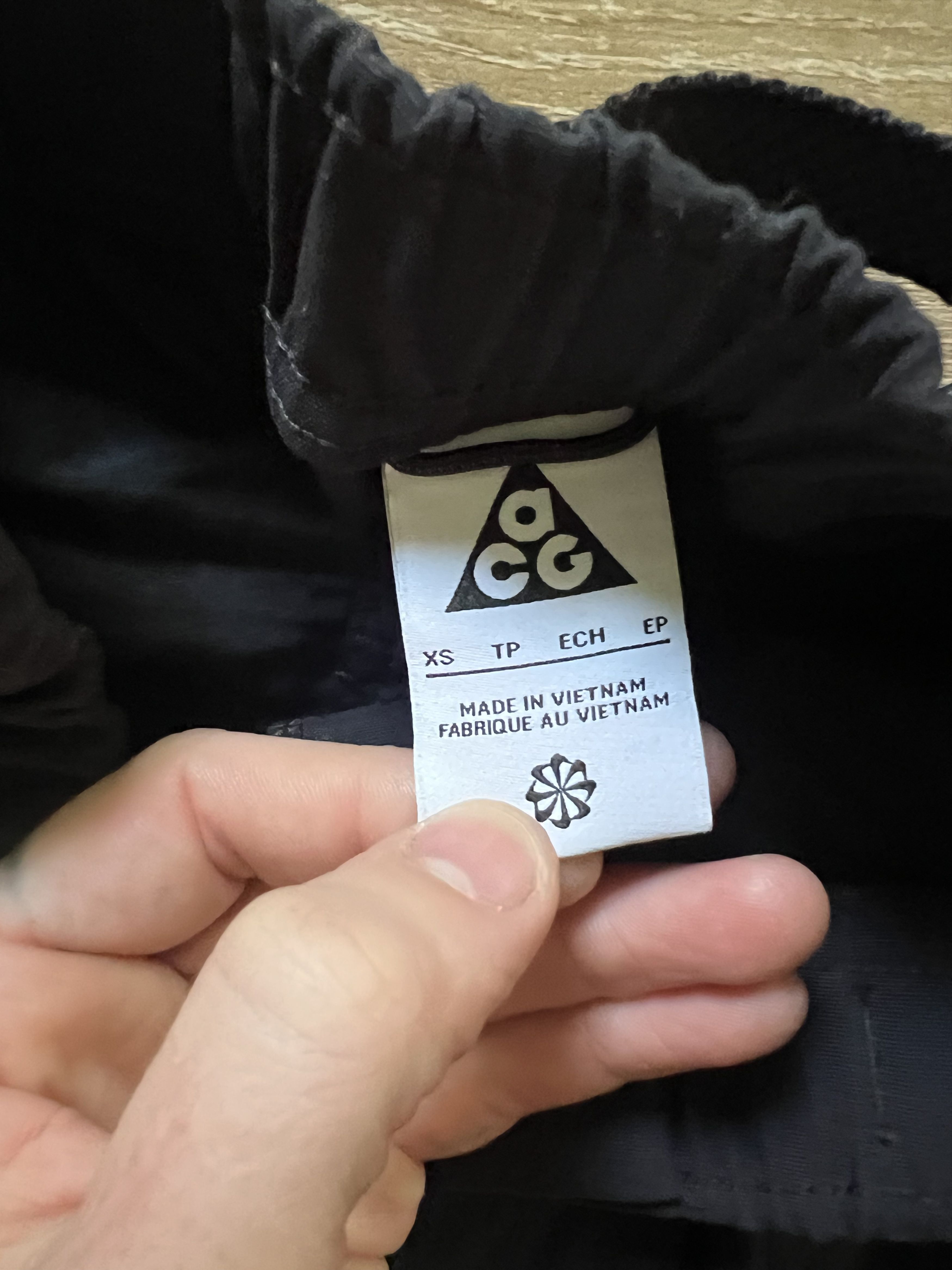 Nike ACG Nike ACG Cargo Shorts Size US 29 - 3 Thumbnail