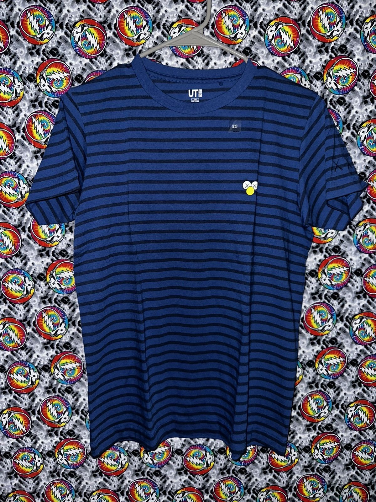 Kaws × Uniqlo KAWS x Uniqlo BFF Striped Tee Kids Size US XXS / EU 40 - 1 Thumbnail