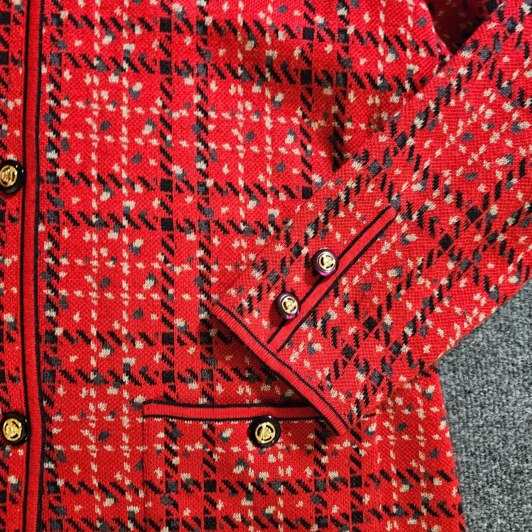 Vintage VINTAGE Belmonde Cardigan Sweater Womens 14 Red Plaid Gold Button Classic Preppy Size XL / US 12-14 / IT 48-50 - 4 Thumbnail