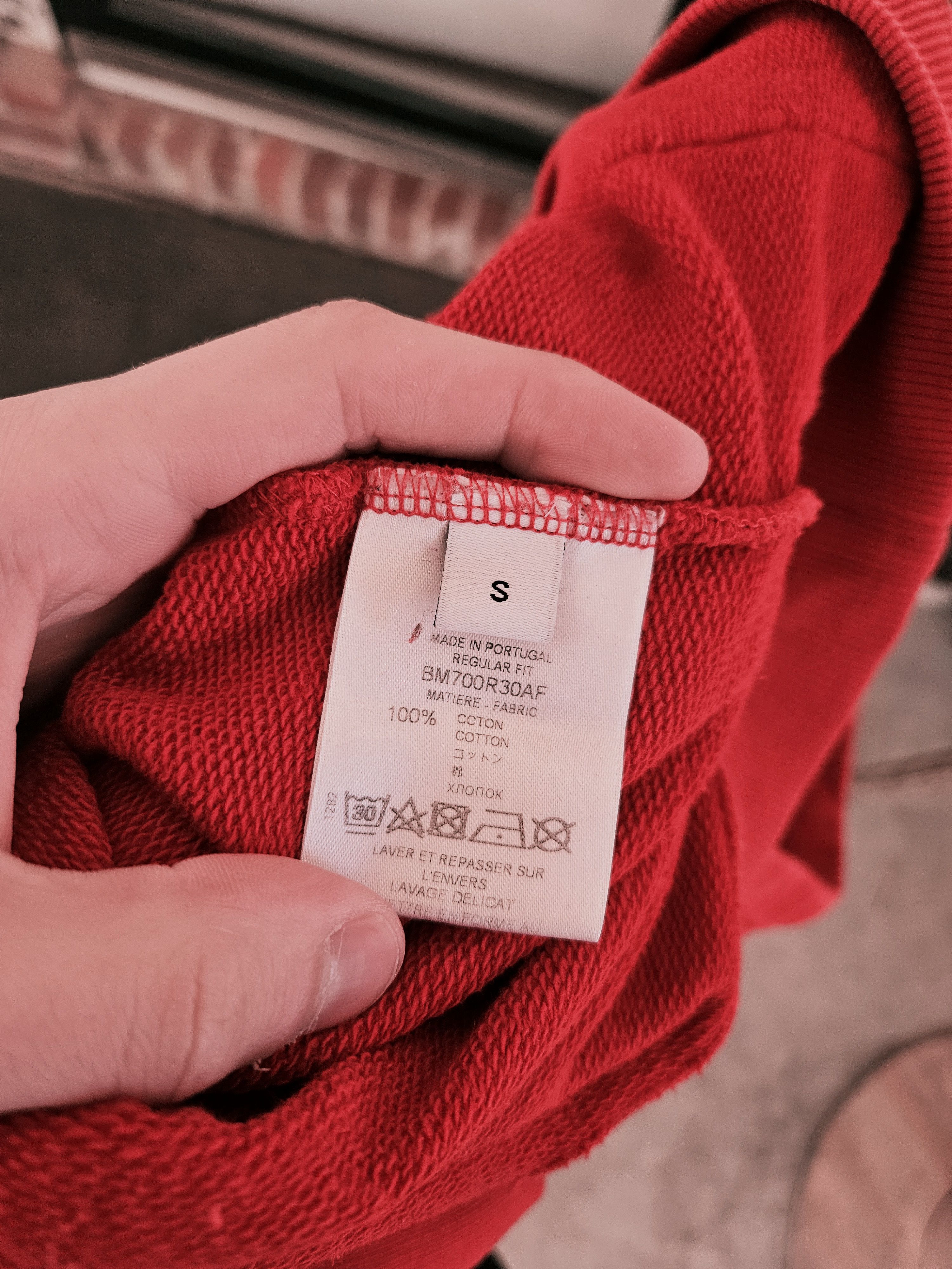 Givenchy Oversized Distressed Logo Red Hoodie Size US S / EU 44-46 / 1 - 6 Thumbnail