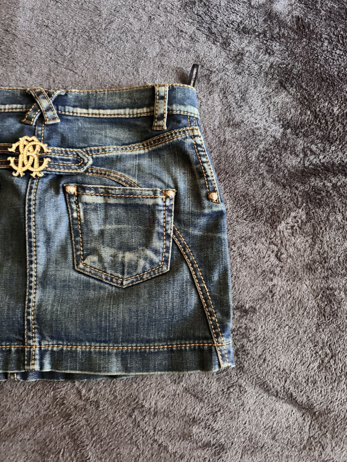Roberto Cavalli Roberto cavalli vintage mini skirt y2k avant-garde Size 27" / US 4 / IT 40 - 16 Thumbnail
