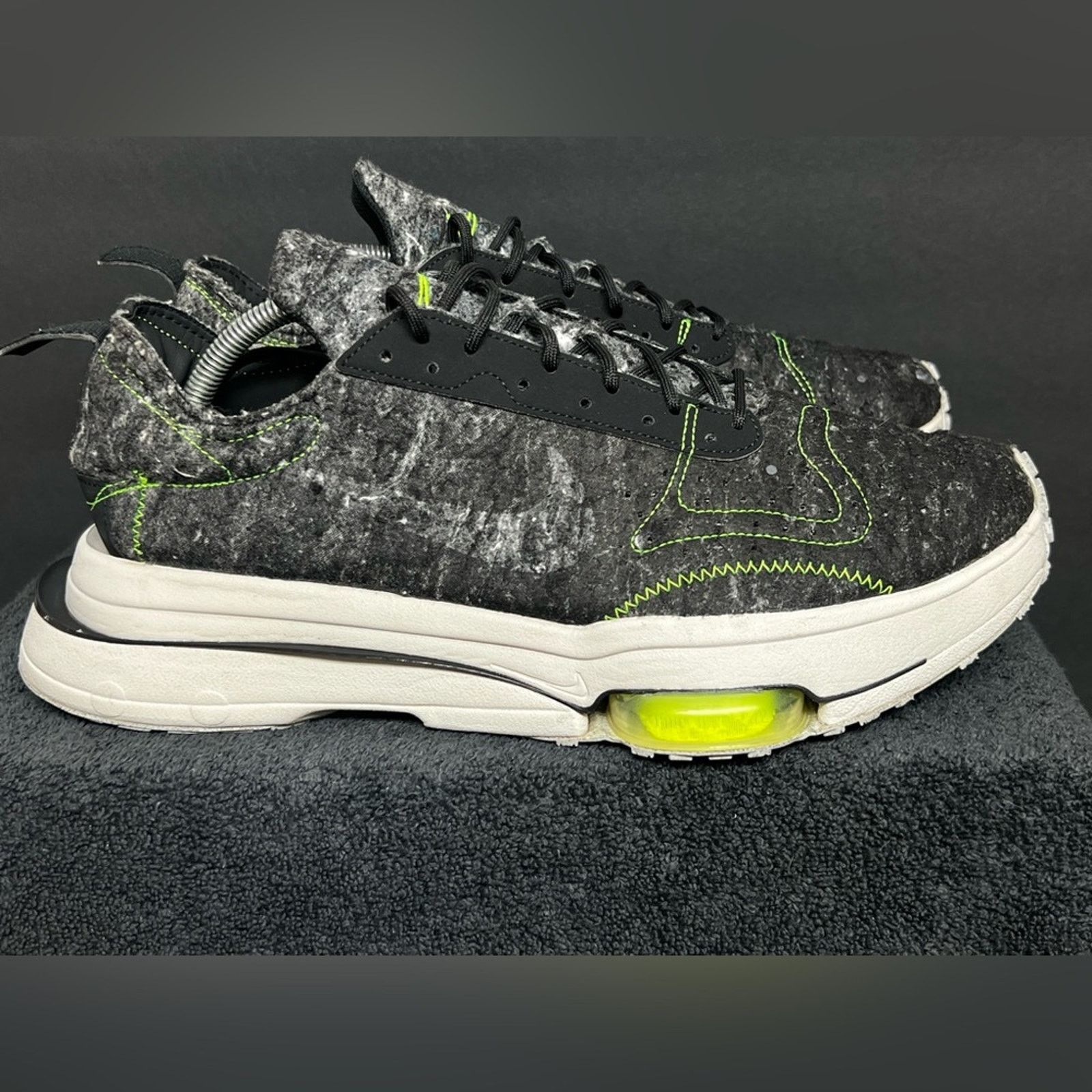 Nike Nike Air Zoom-Type M2Z2 Men’s Size 11 Wool Pack Black Green Size US 11 / EU 44 - 4 Thumbnail