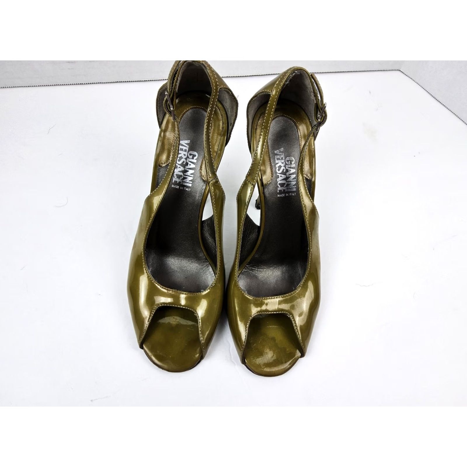 Versace Versace Pump Women Shoe US 5.5 35.5 Patent Leather Open Toe Sandals Heels Darkish Gold Size US 6 / IT 36 - 4 Thumbnail