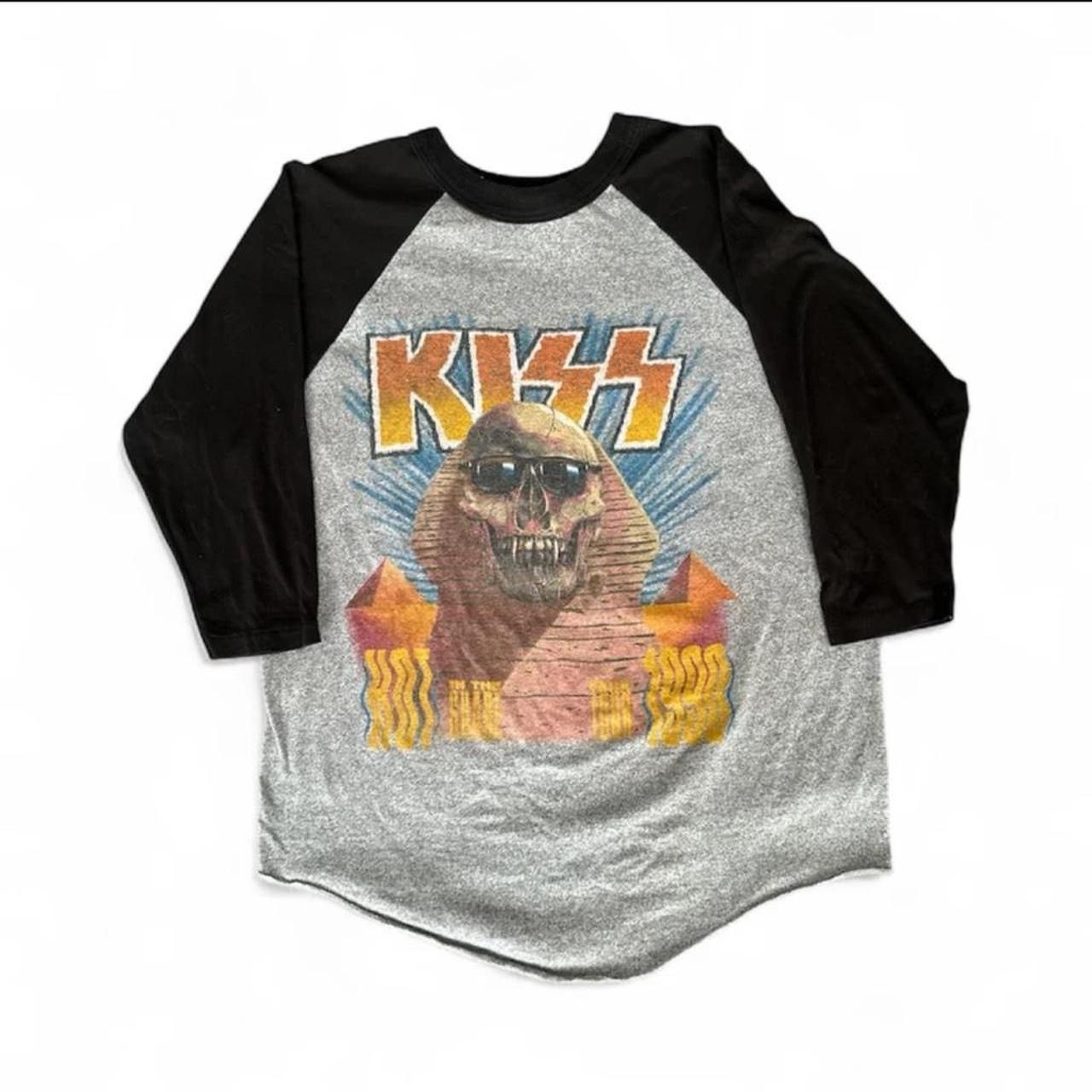 Vintage 90s hot in the shade kiss tour baseball tee