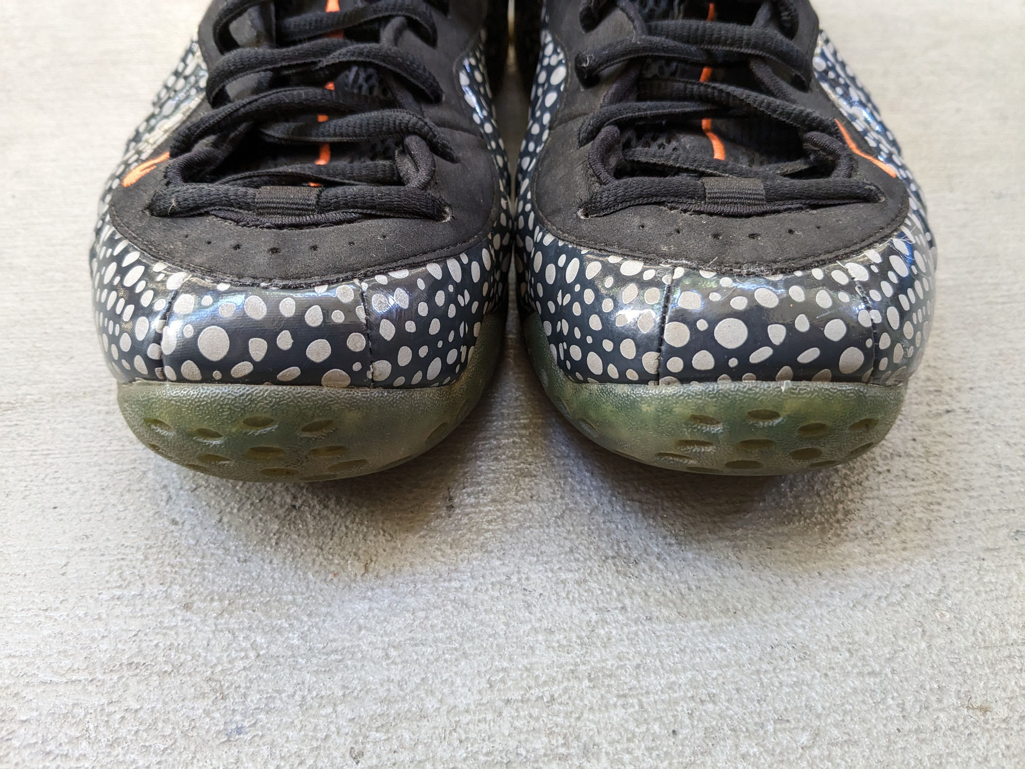 Nike Nike Air Foamposite One PRM Safari 10 Gray 575420-003 Size US 10 / EU 43 - 2 Thumbnail