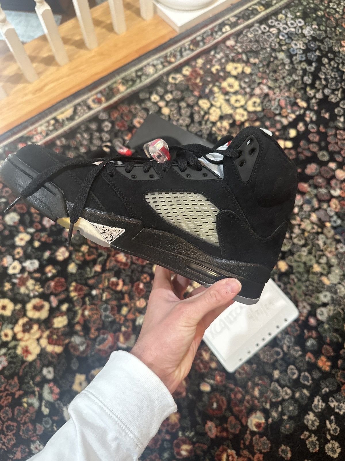 Jordan Brand 2011 Jordan 5 Black Metallic Size US 9 / EU 42 - 9 Thumbnail
