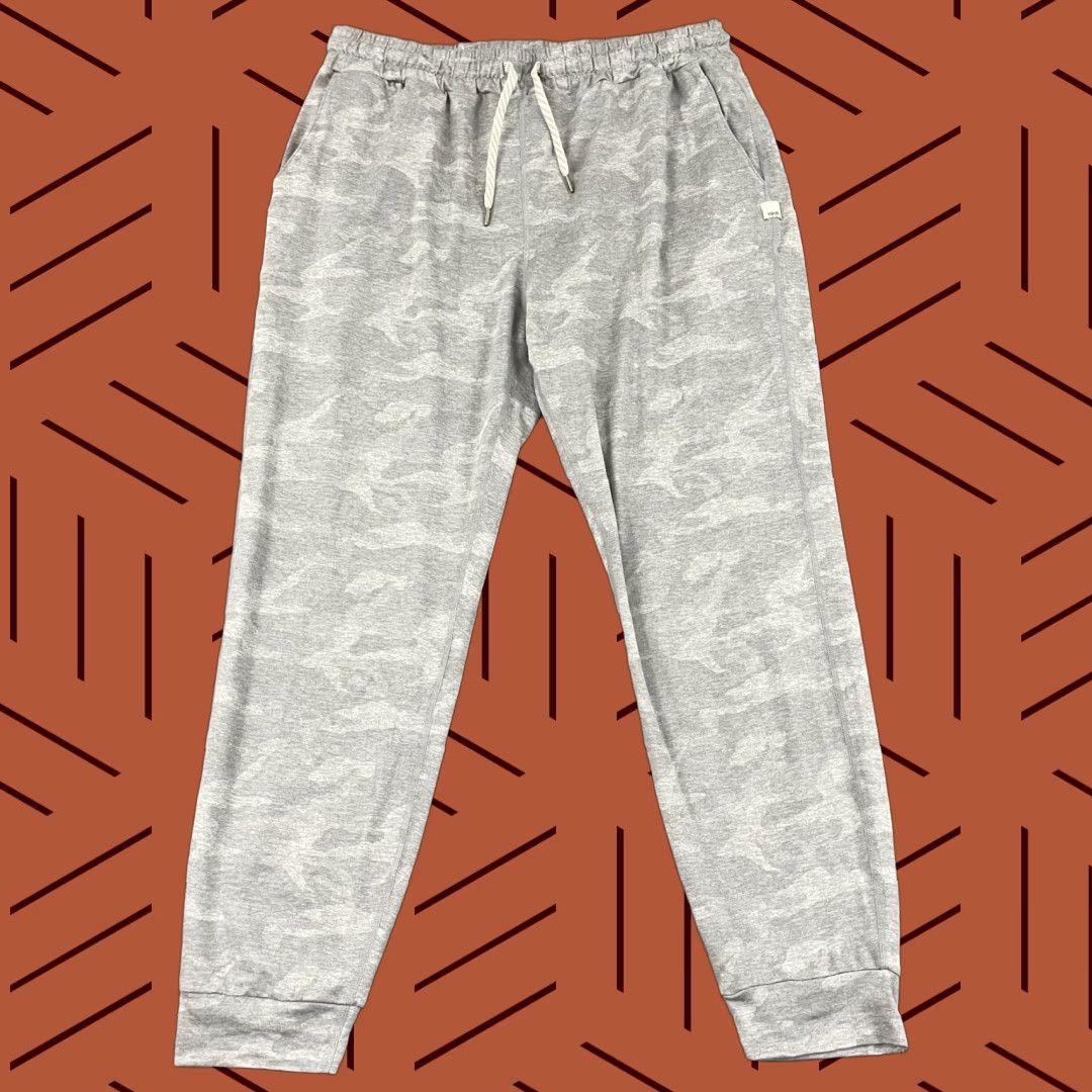 Vuori Vuori Jogger Pants Womens L Gray Camo Performance VW303 Size 36" / US 14 / IT 50 - 1 Thumbnail