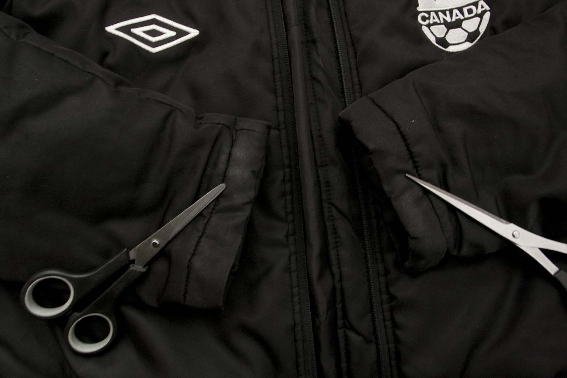 Umbro Team Canada Football Soccer Jacket Coat Size S Umbro Black Size US S / EU 44-46 / 1 - 3 Thumbnail