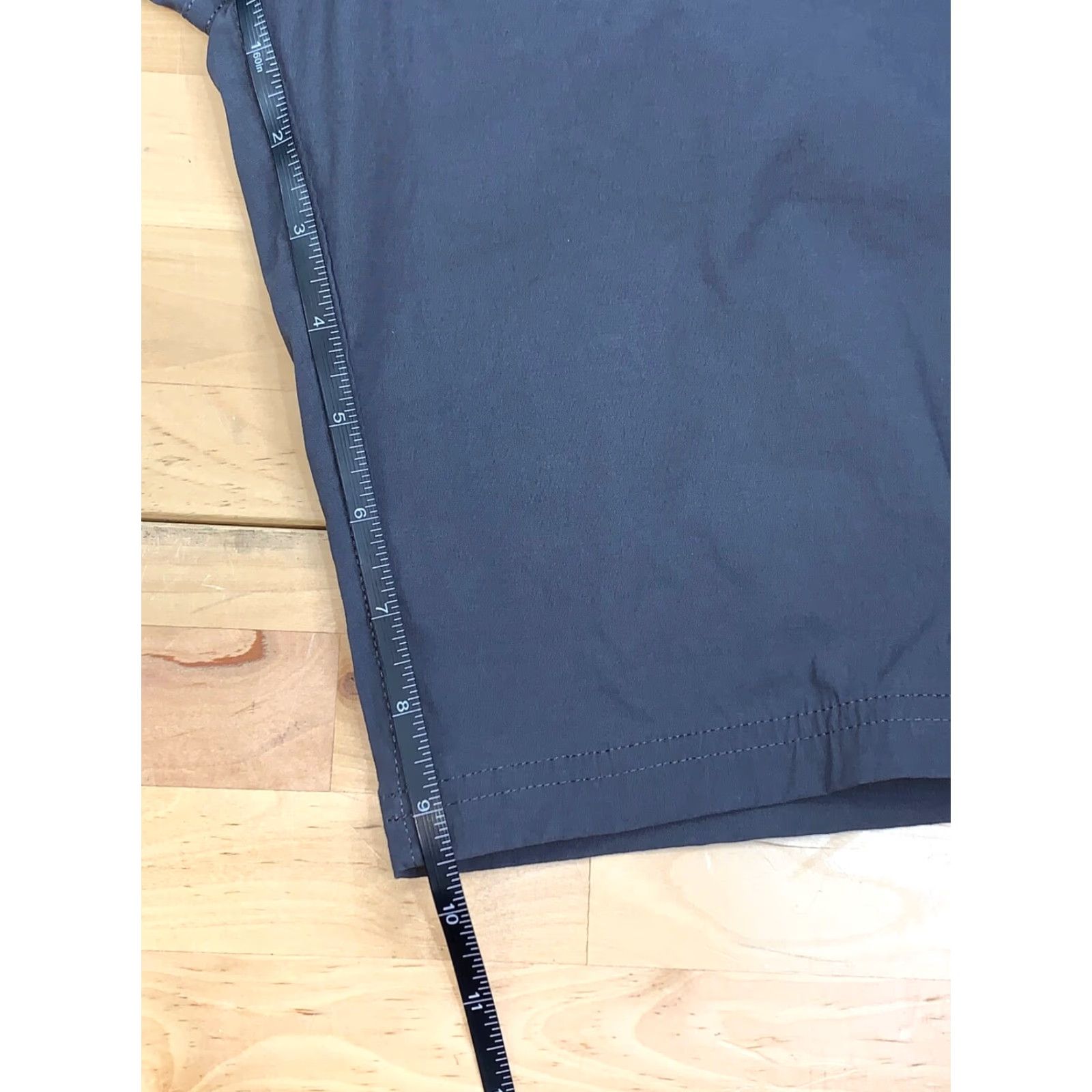 Orvis Orvis Tech Cargo Shorts Dark Gray Size 40 Outdoor Activewear Mens Cargo Shorts 40 Gray Orvis Dark Nylon Outdoor Casual Travel Size US 40 / EU 56 - 7 Thumbnail
