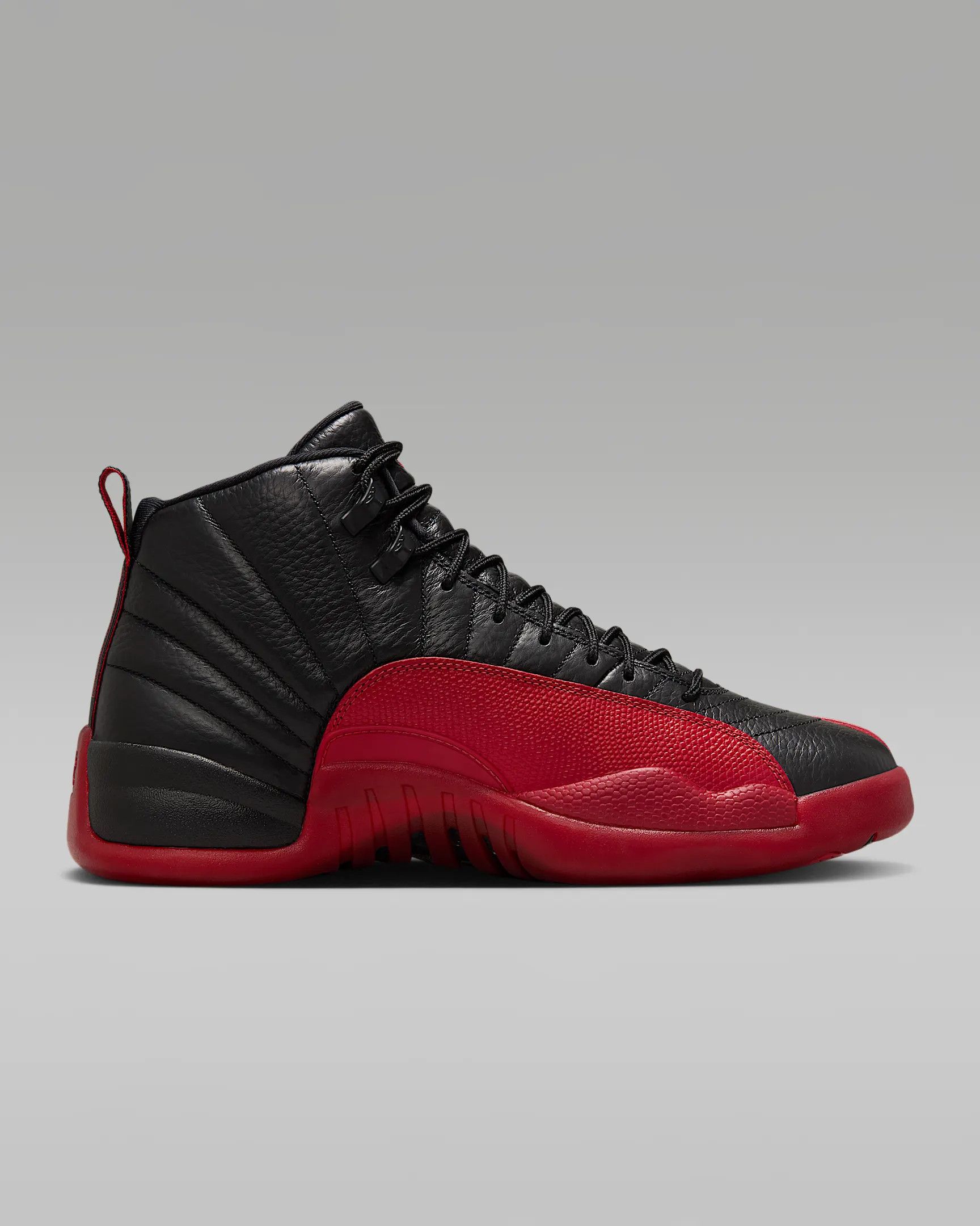 Jordan Brand Air Jordan 12 Retro Black and Varsity Red "Flu Game" Size US 13 / EU 46 - 4 Thumbnail