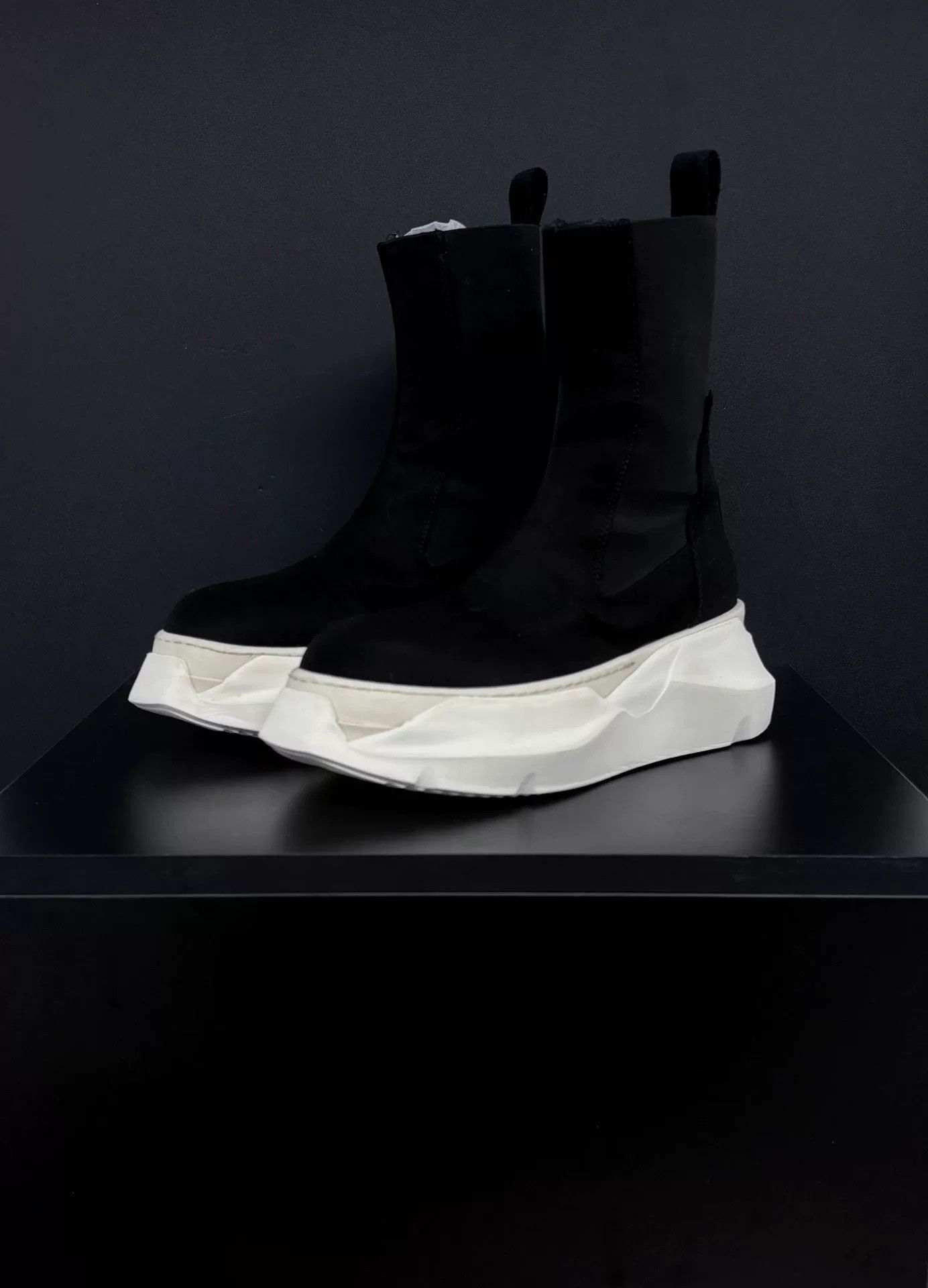 Rick Owens Rick Owens Boots us_7-5 Women Size US 7.5 / IT 37.5 - 1 Thumbnail