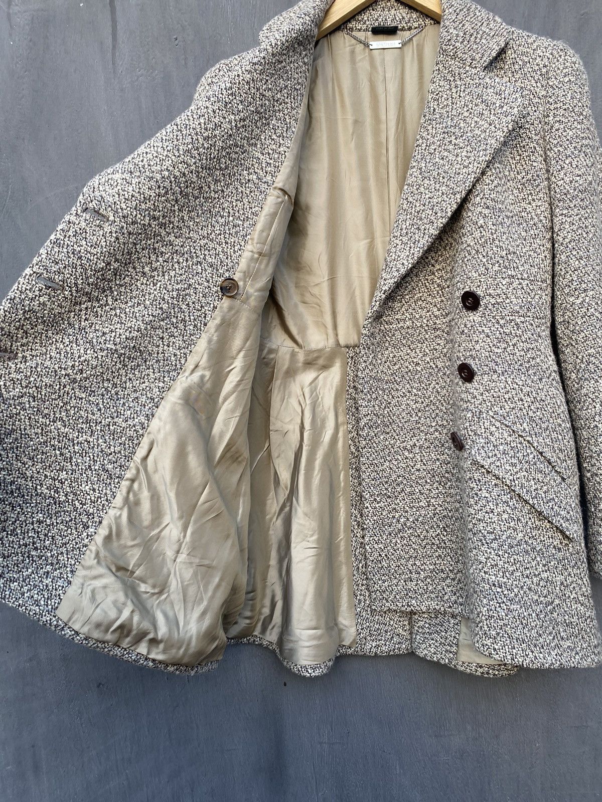 Alexander McQueen Alexander Mcqeen FW06 Double Breasted shorty coat size 42 Size M / US 6-8 / IT 42-44 - 4 Thumbnail