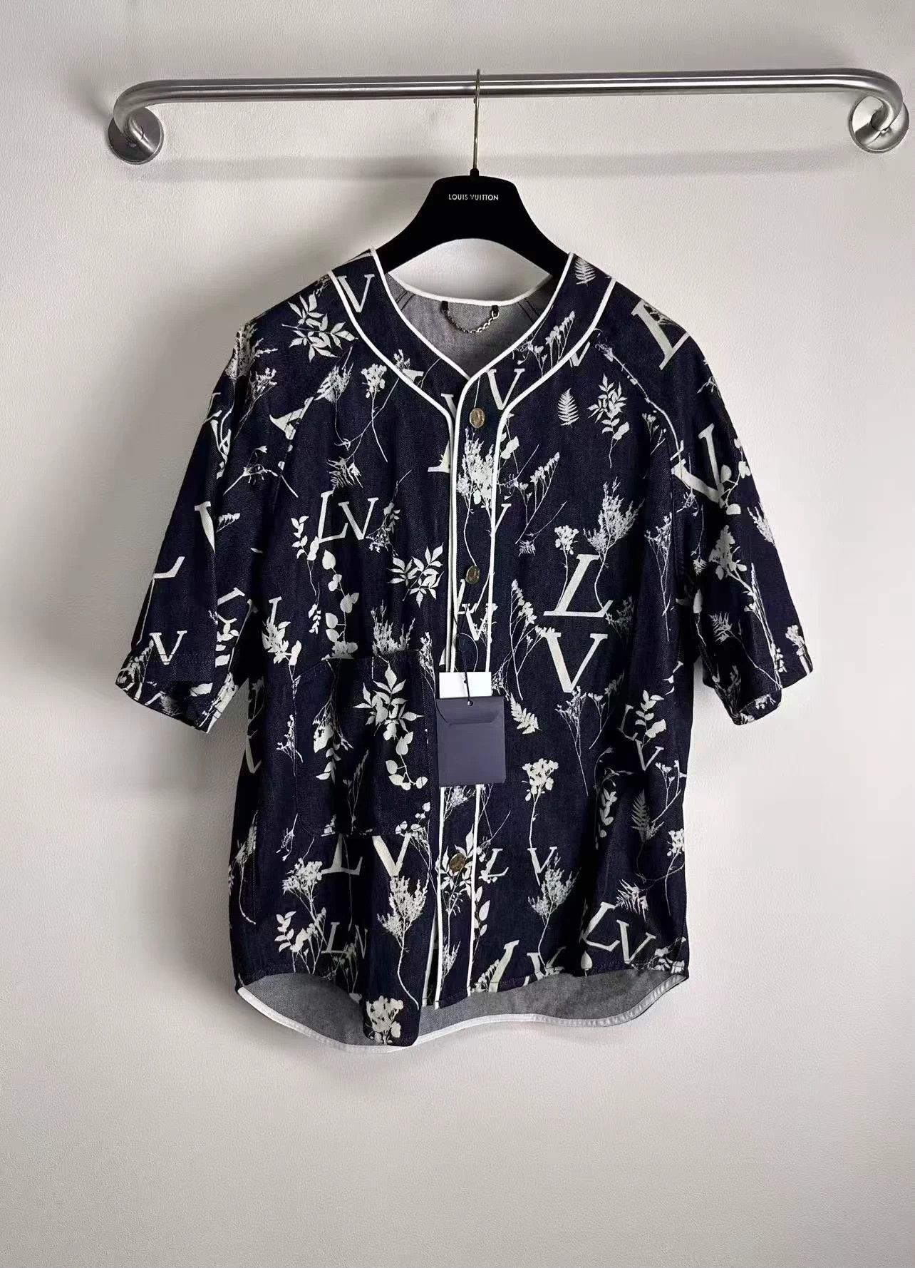 Louis Vuitton Louis Vuitton LV wheat-ear denim short-sleeved shirt Size US XL / EU 56 / 4 - 1 Thumbnail