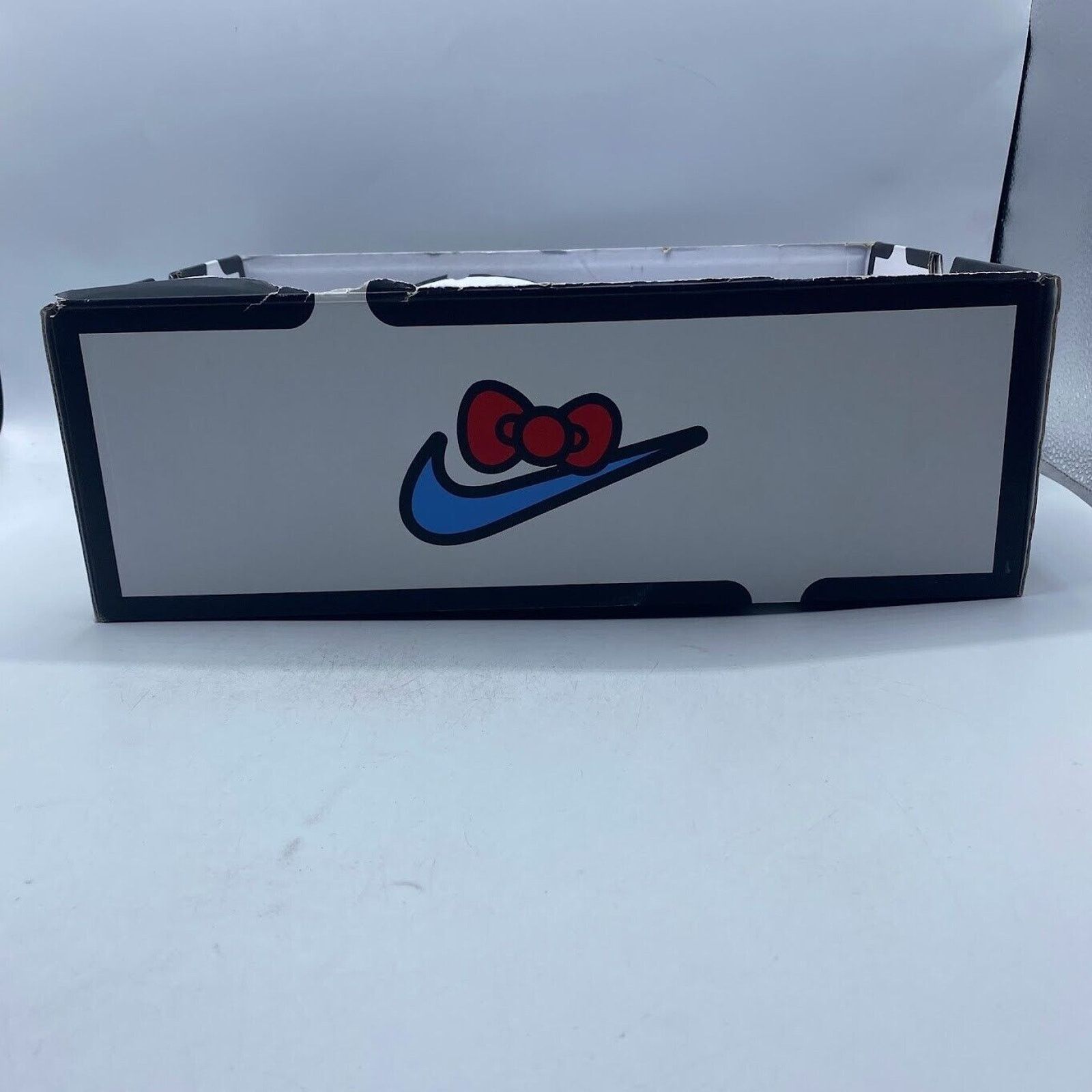 Nike NEW Nike Air Presto QS Hello Kitty Blue White DV3770 400 Size US 10 / EU 43 - 12 Thumbnail