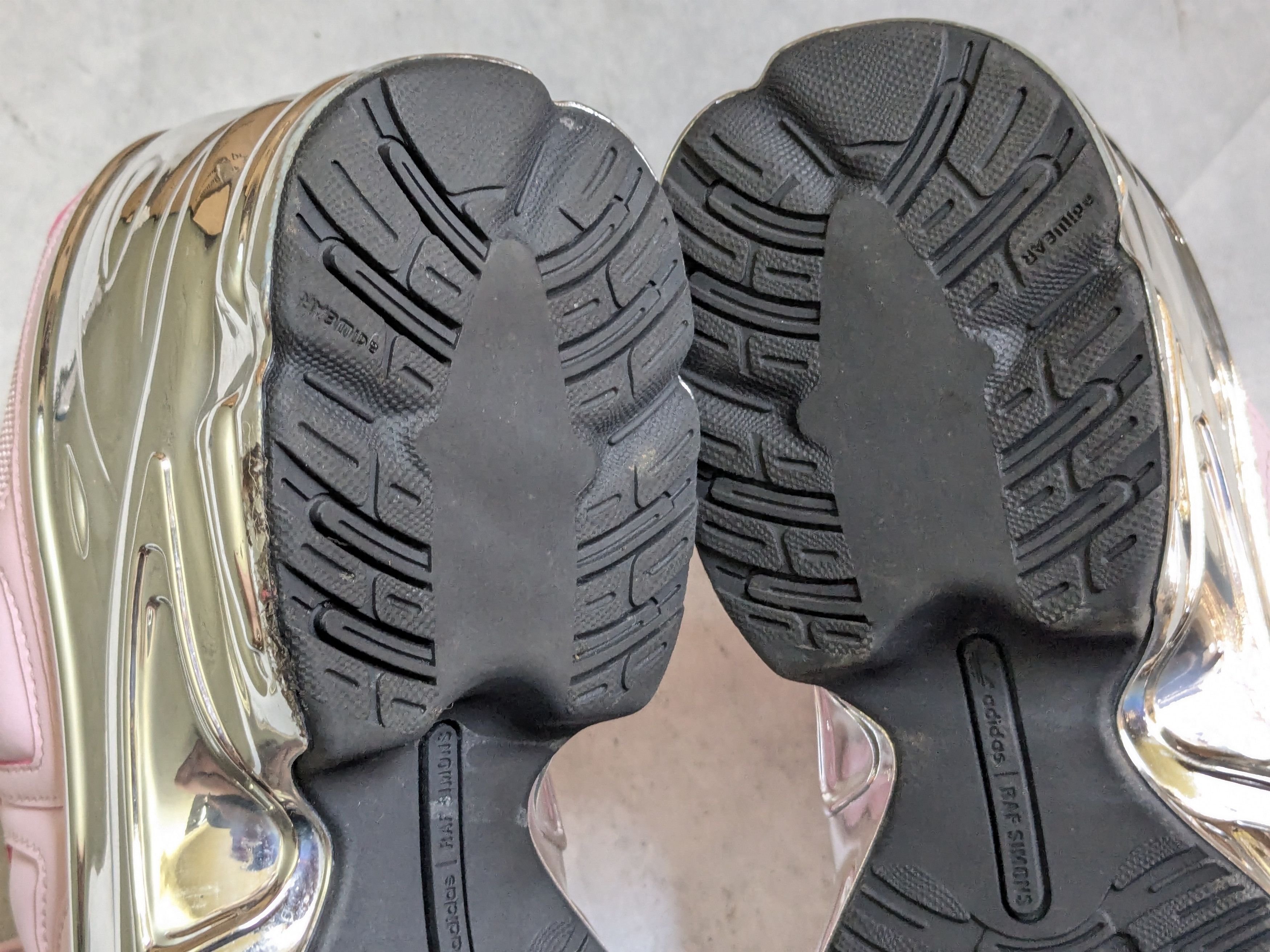 Adidas × Raf Simons Adidas Ozweego Mirrored Pink 9.5 Silver Chrome Size US 9.5 / EU 42-43 - 16 Thumbnail