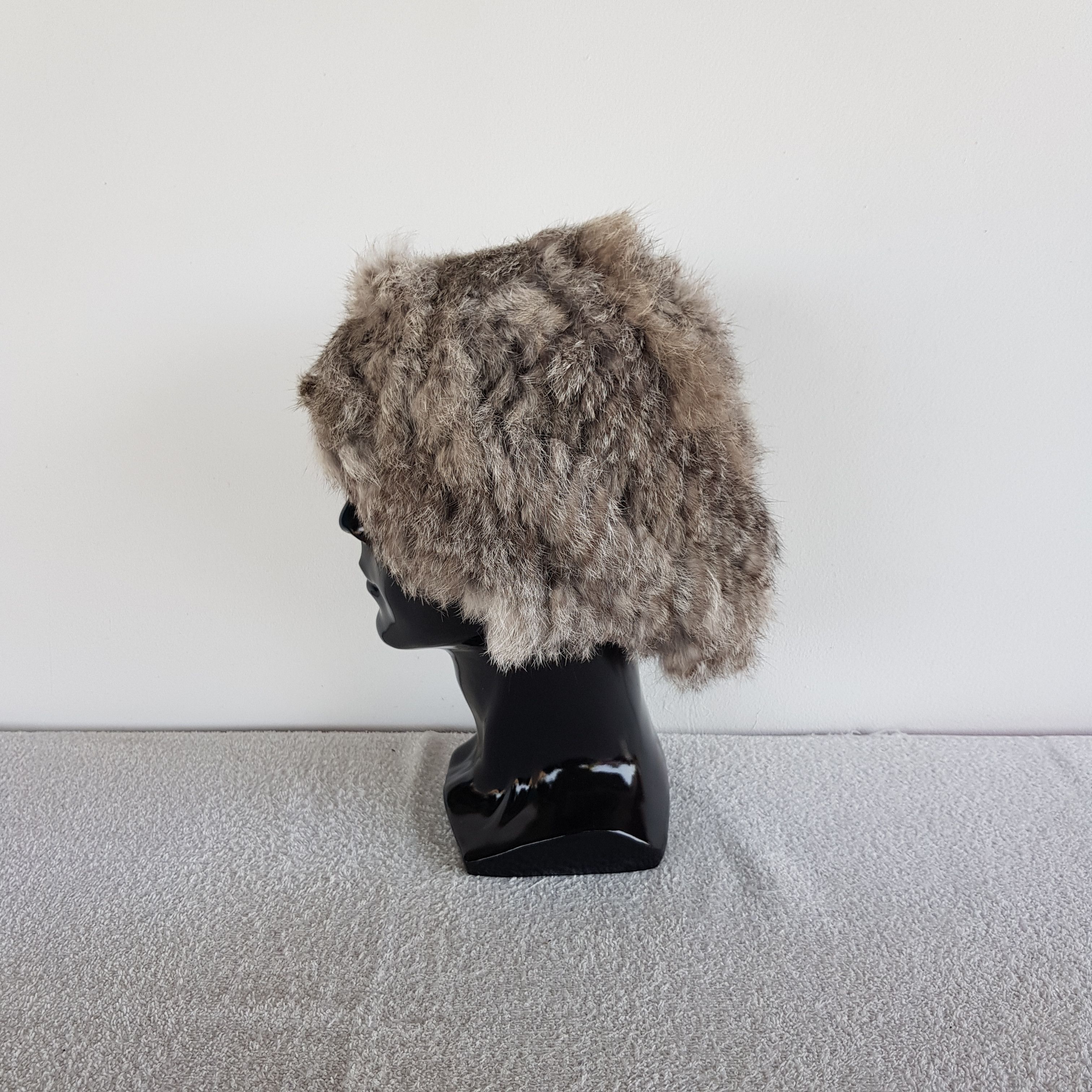Japanese Brand Vintage Milsa Faux Fur Slouchy B90s eanie Snow Caps Hats Size ONE SIZE - 4 Thumbnail